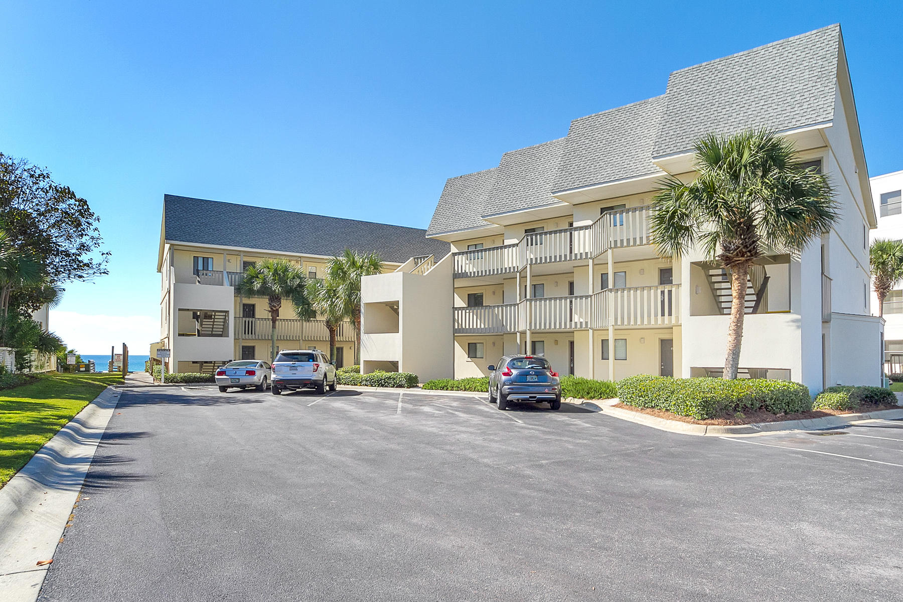 BEACHSIDE CONDO AT SEAGROVE - Residential
