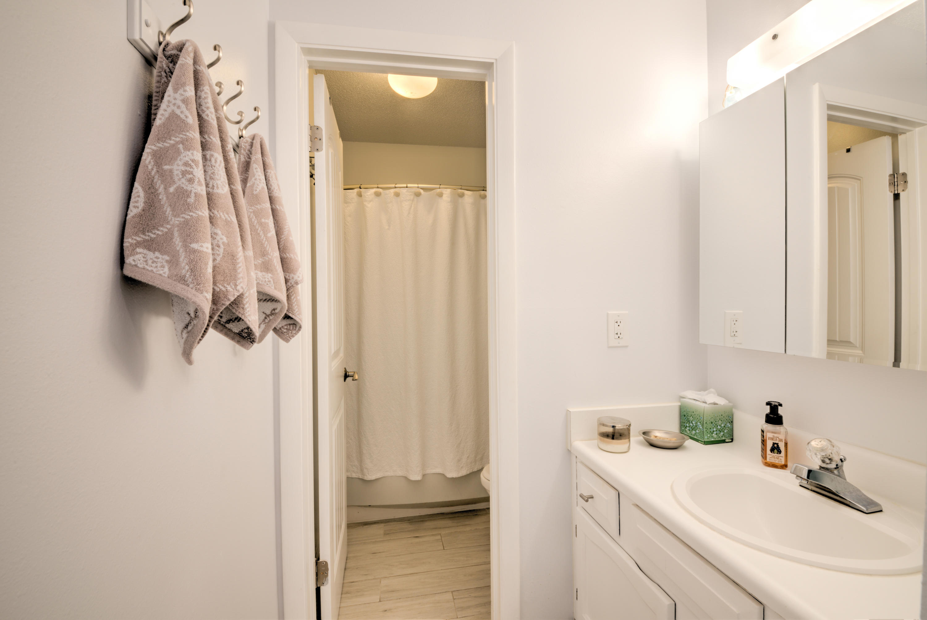 BEACHVIEW CONDOMINIUM - Residential