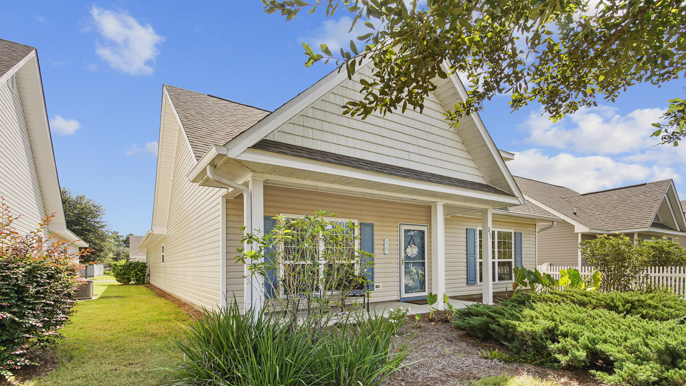 HAMMOCK BAY - Residential