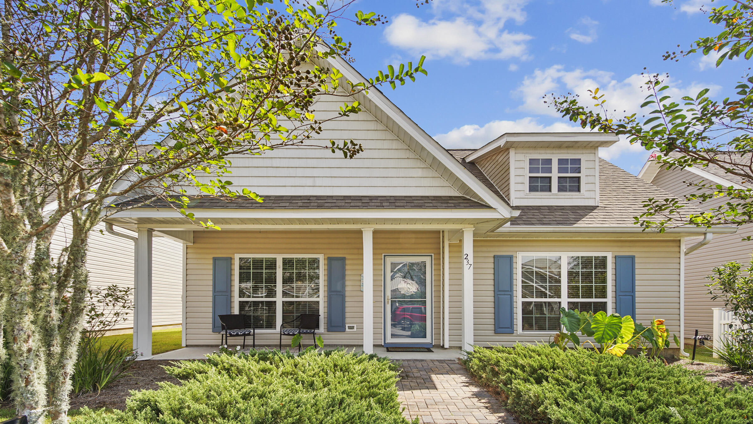 HAMMOCK BAY - Residential