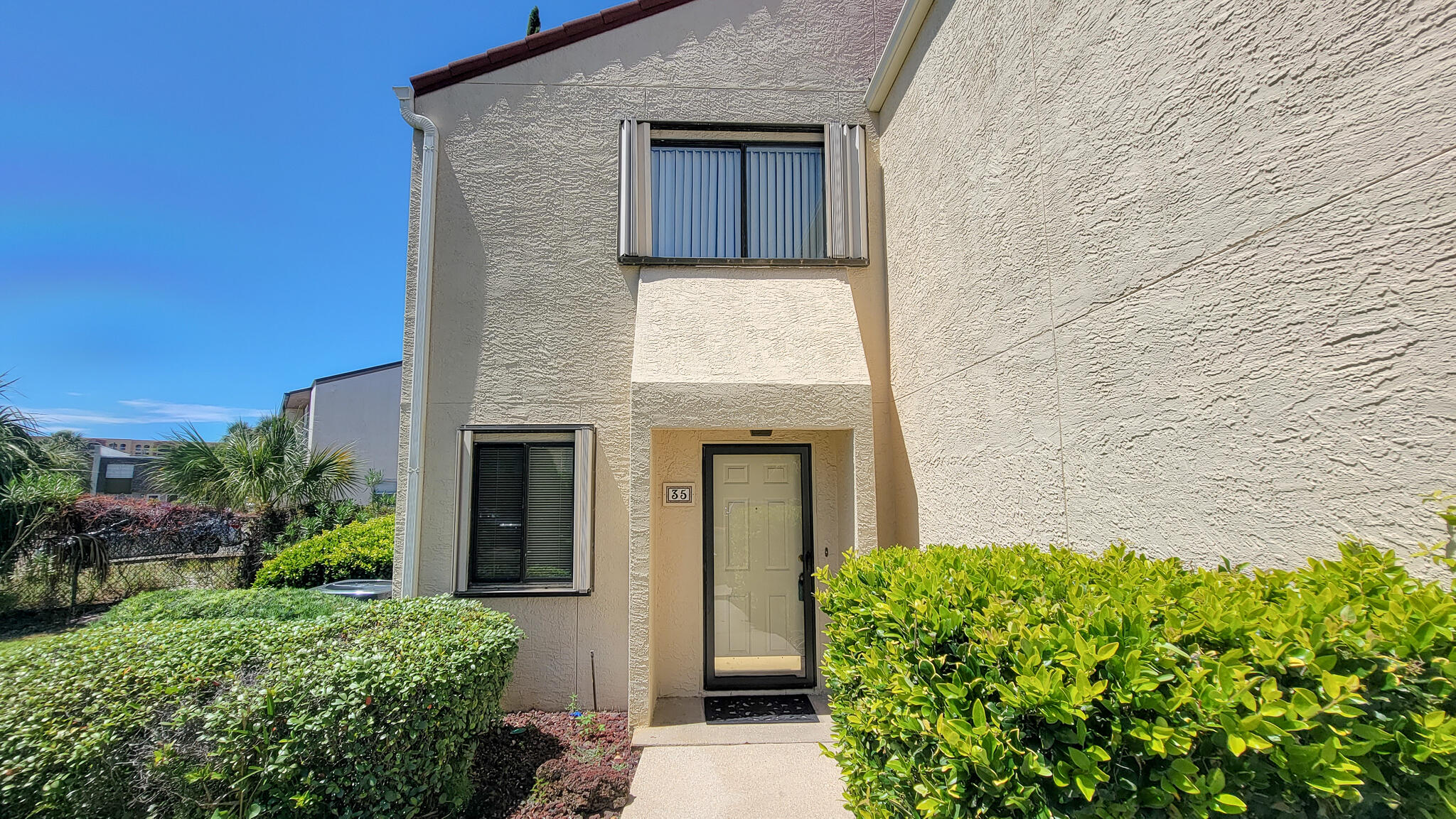 CLIPPER COVE T/H - Residential