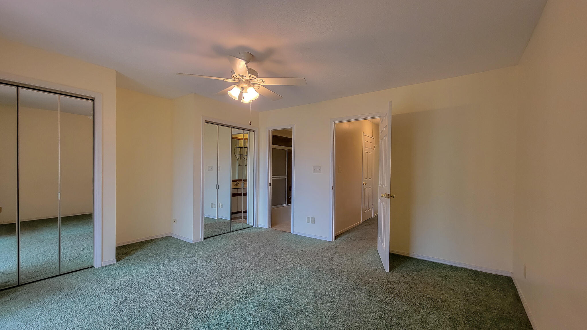 CLIPPER COVE T/H - Residential