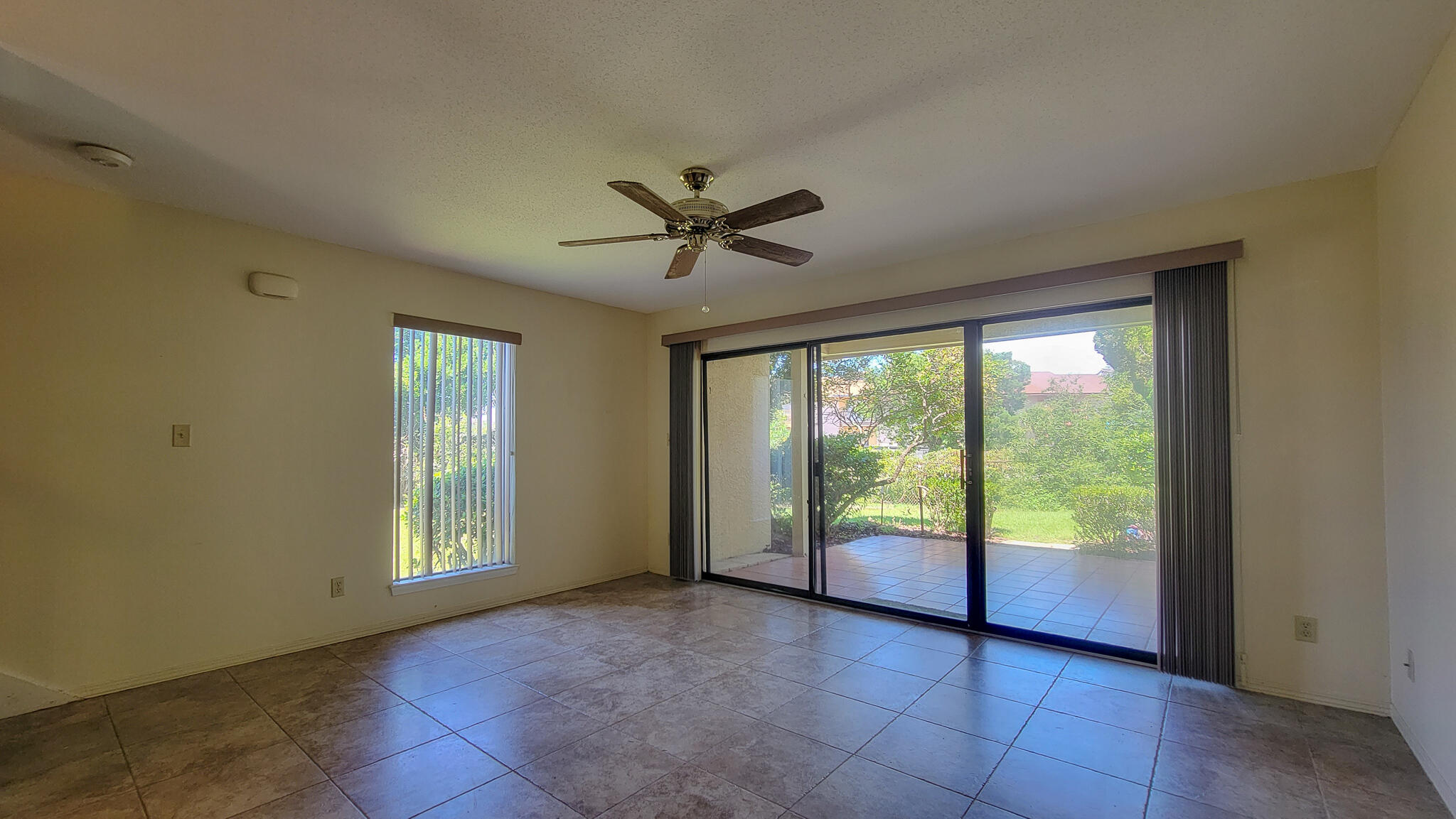 CLIPPER COVE T/H - Residential