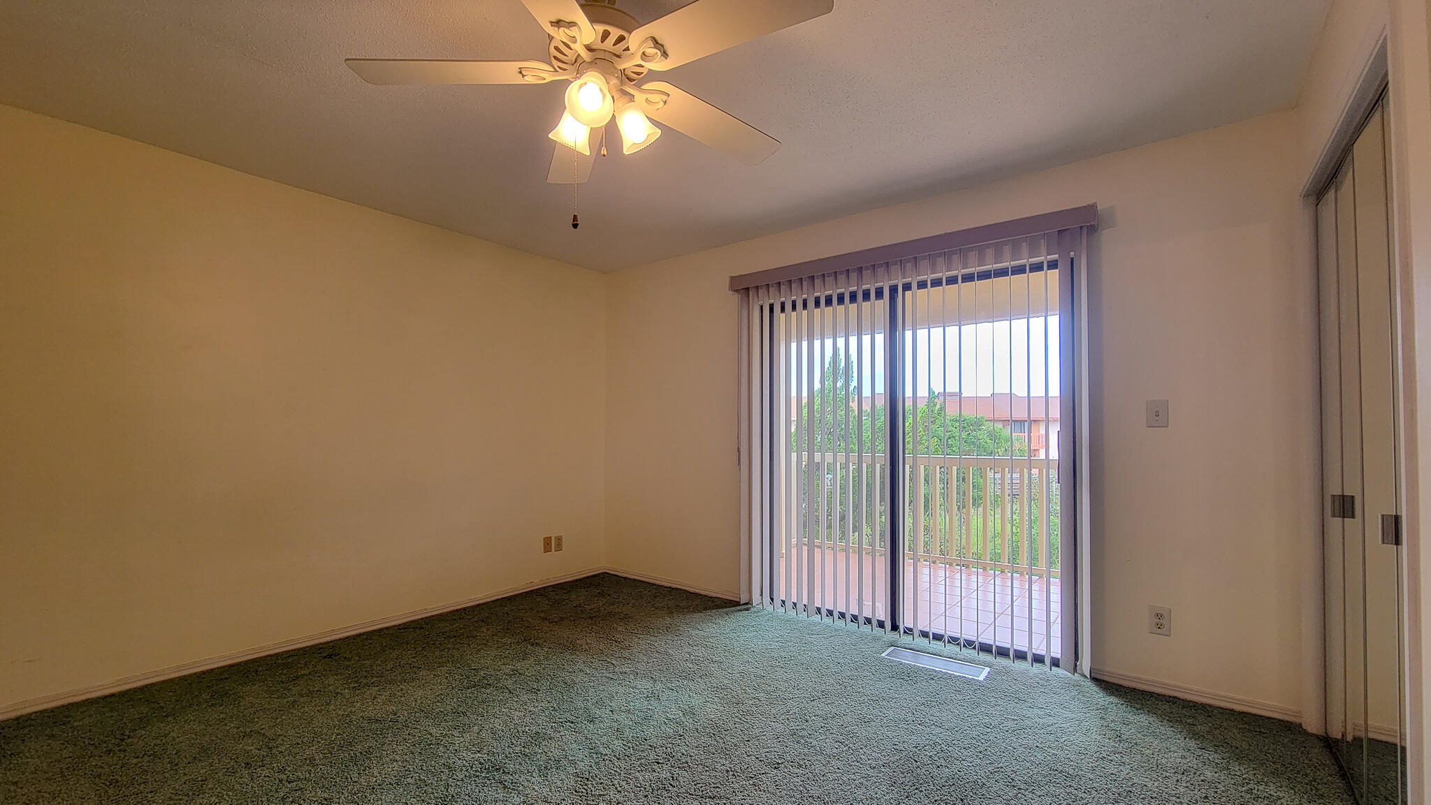 CLIPPER COVE T/H - Residential