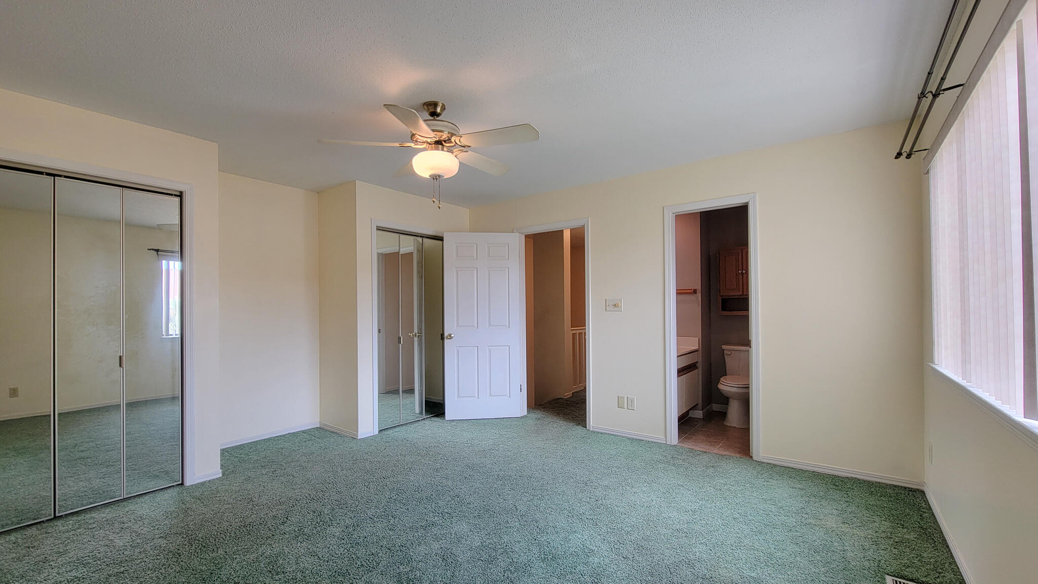 CLIPPER COVE T/H - Residential