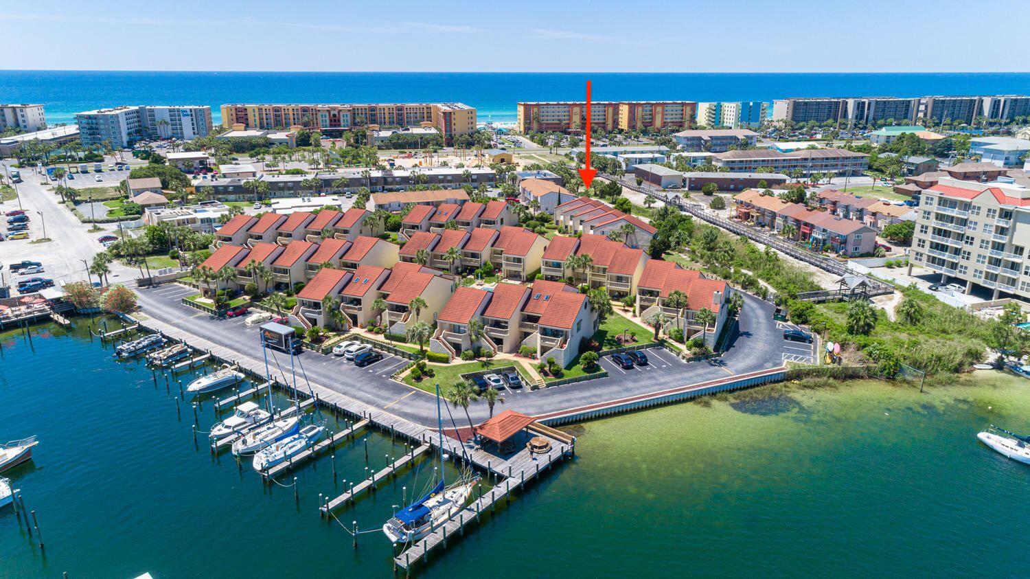 CLIPPER COVE T/H - Residential