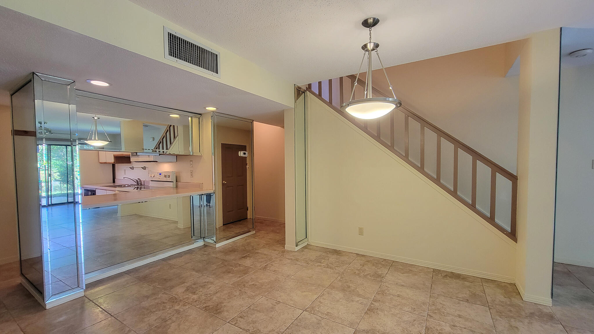 CLIPPER COVE T/H - Residential