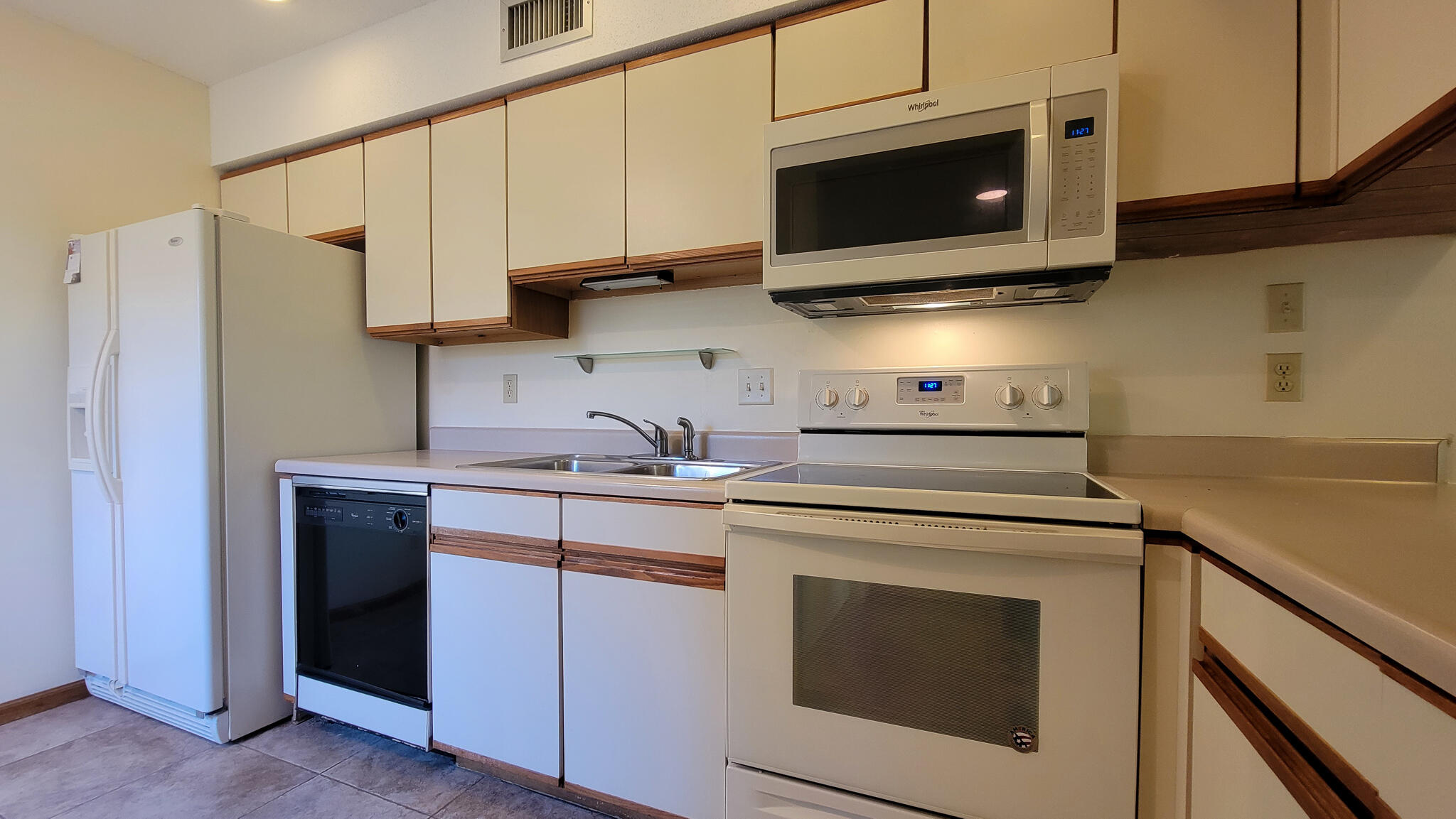 CLIPPER COVE T/H - Residential