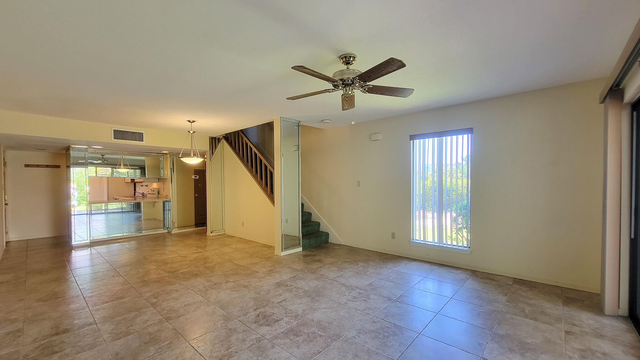 CLIPPER COVE T/H - Residential