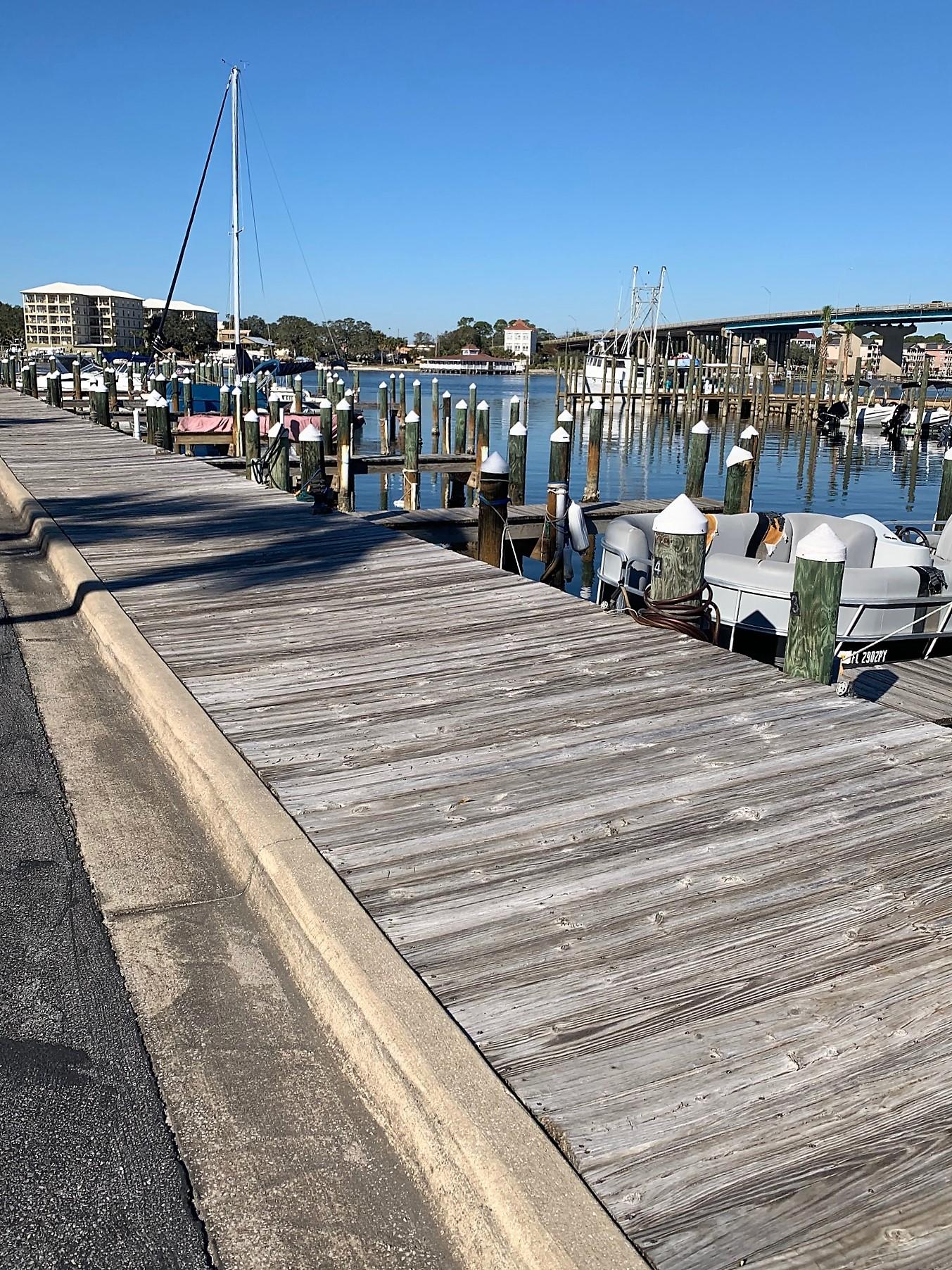 CLIPPER COVE T/H - Residential