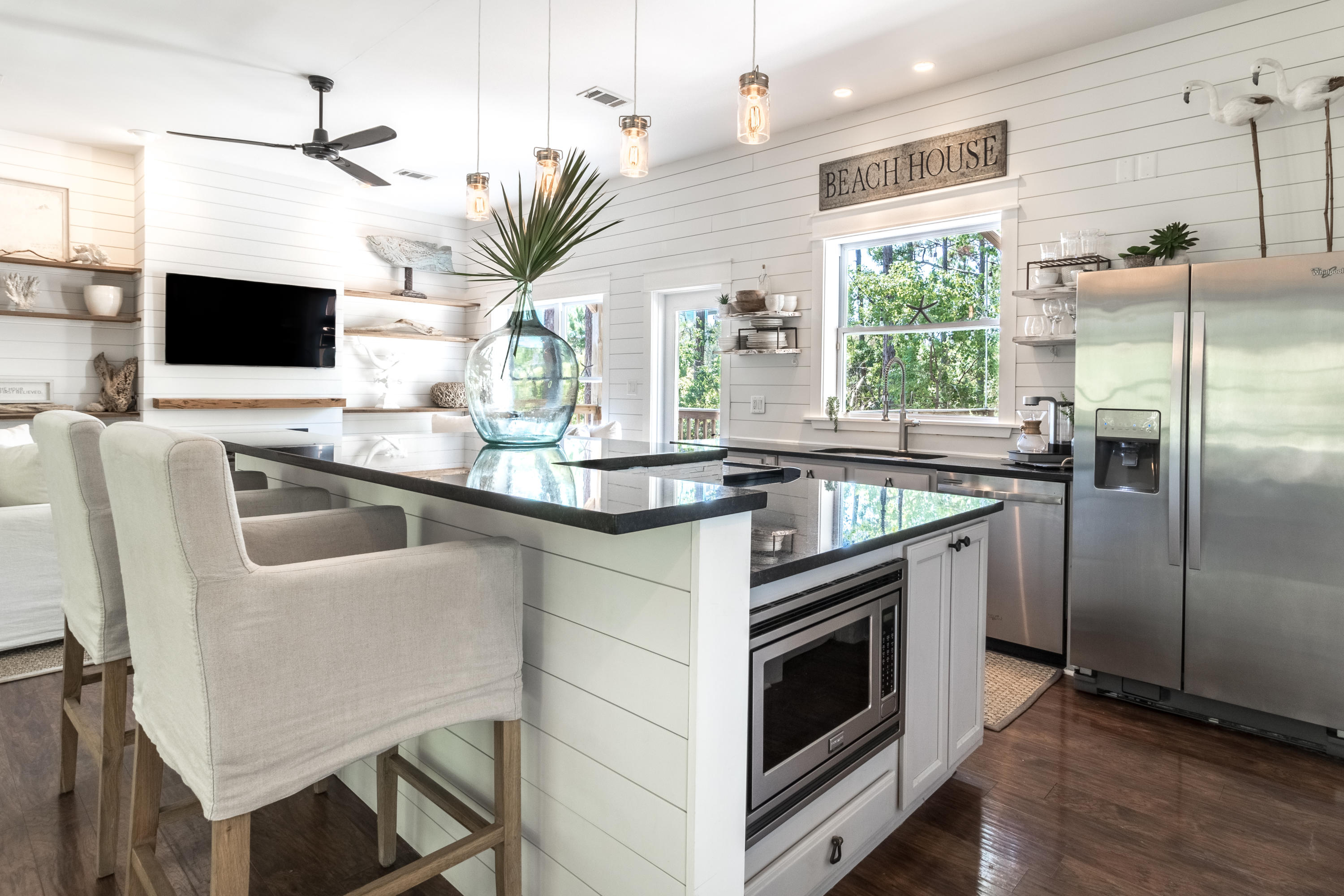 BEACH HIGHLANDS - Residential