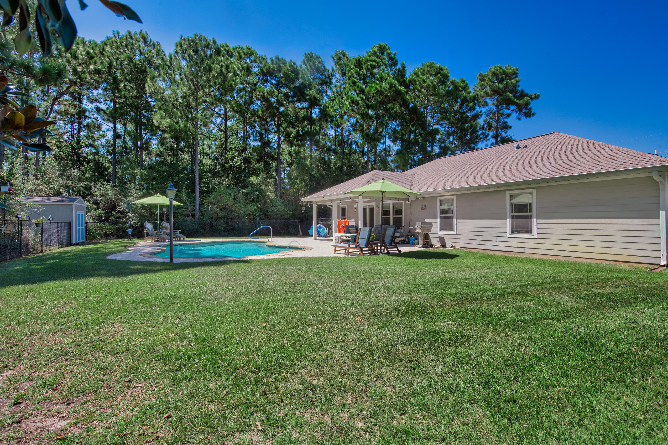 NAVARRE S/D 2ND ADDN - Residential