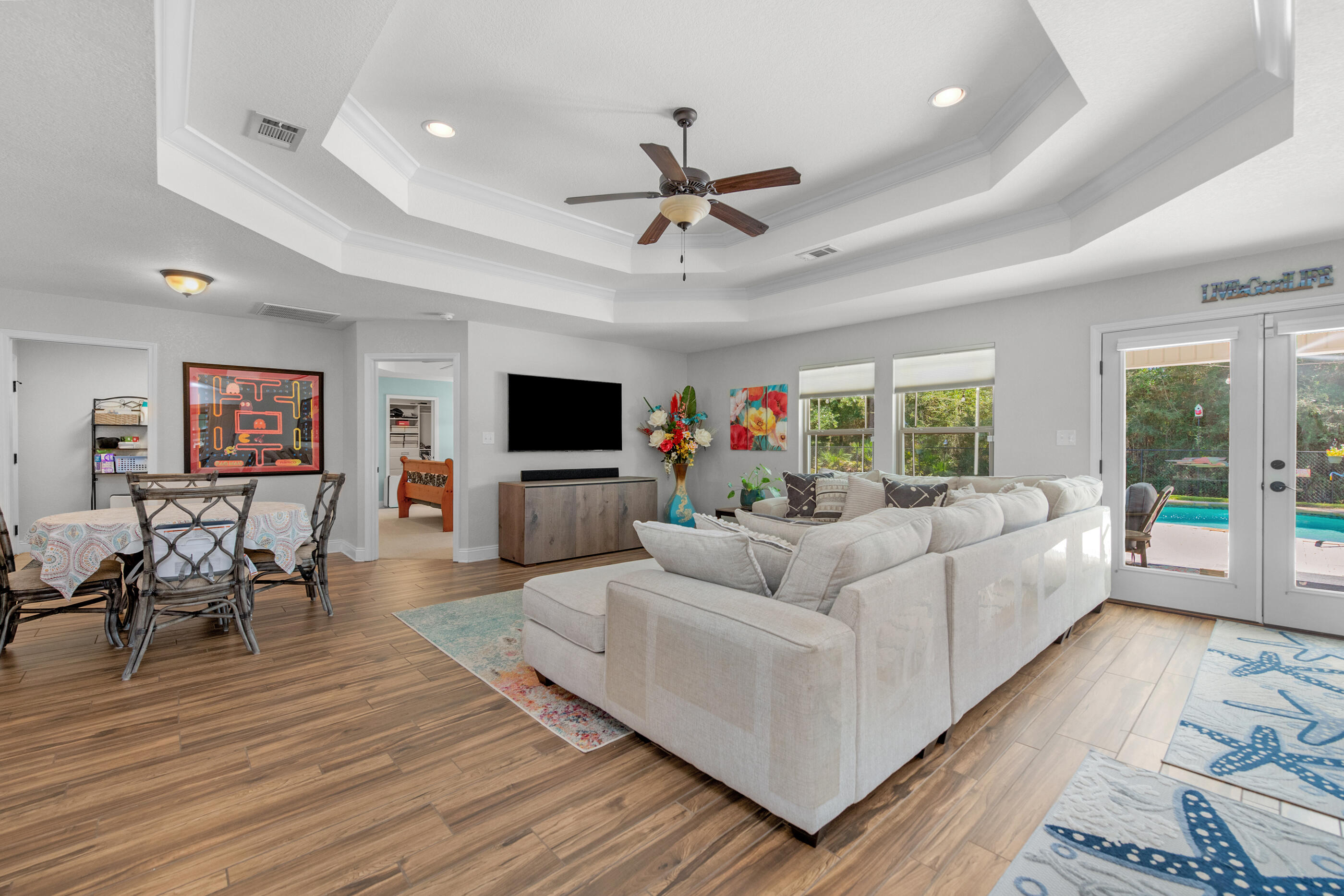 NAVARRE S/D 2ND ADDN - Residential