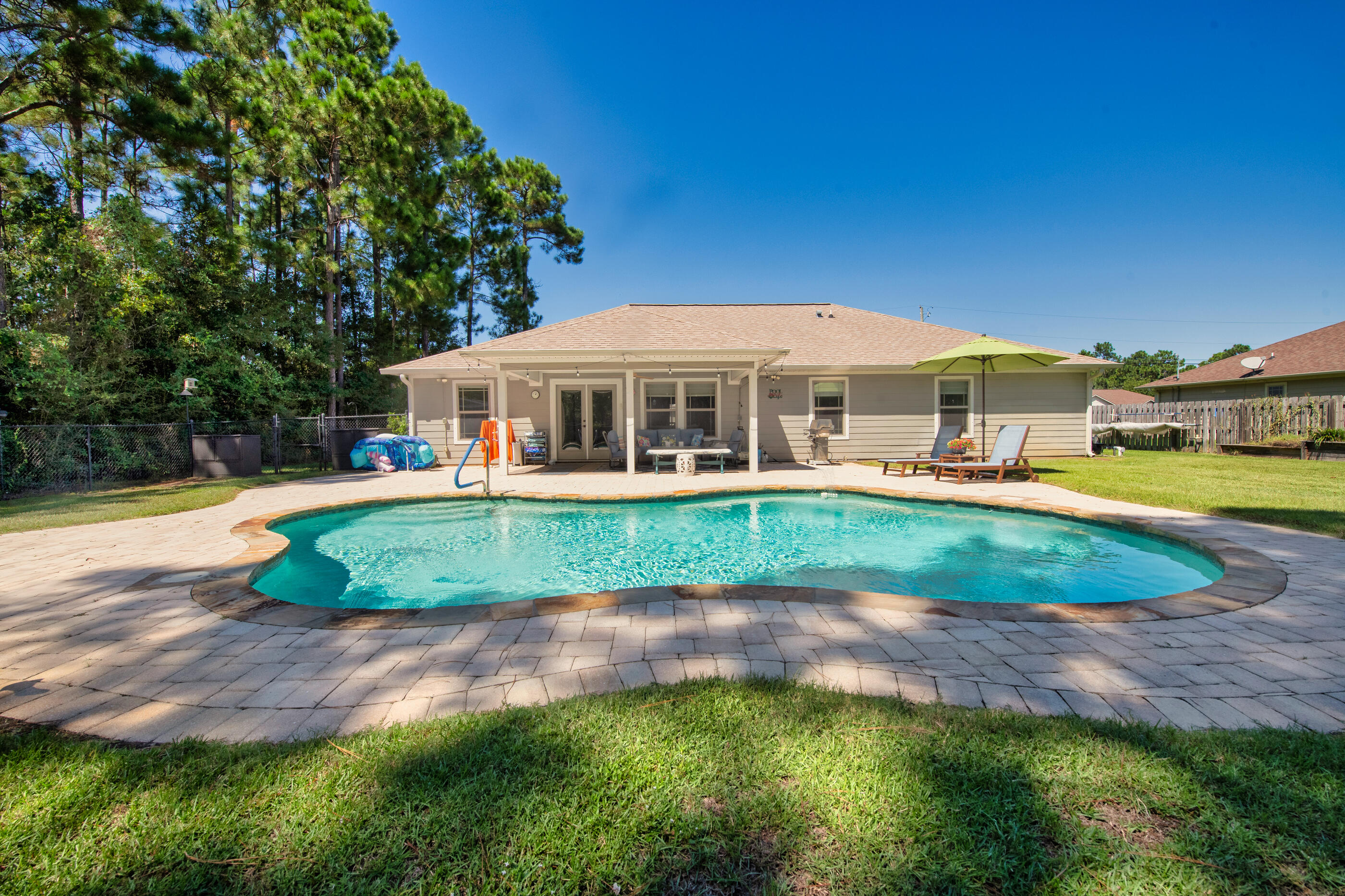 NAVARRE S/D 2ND ADDN - Residential