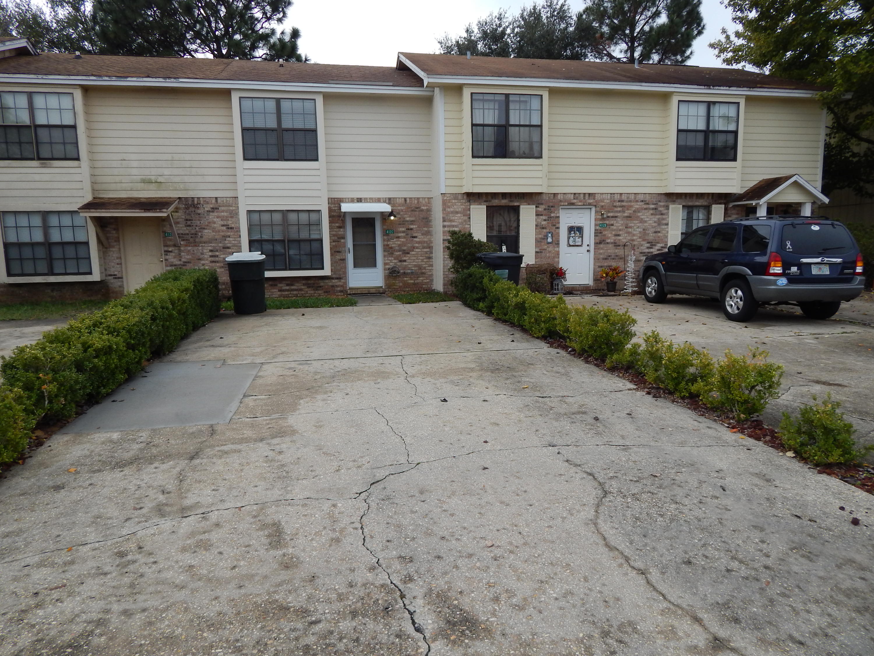 VIKING MANOR PH 1 - Residential
