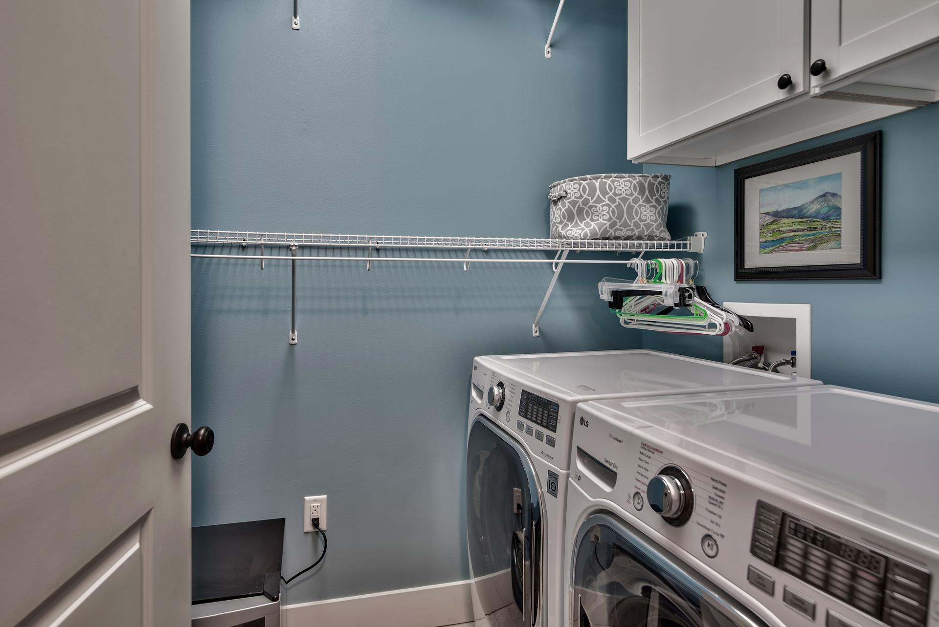 CARSON OAKS - Residential