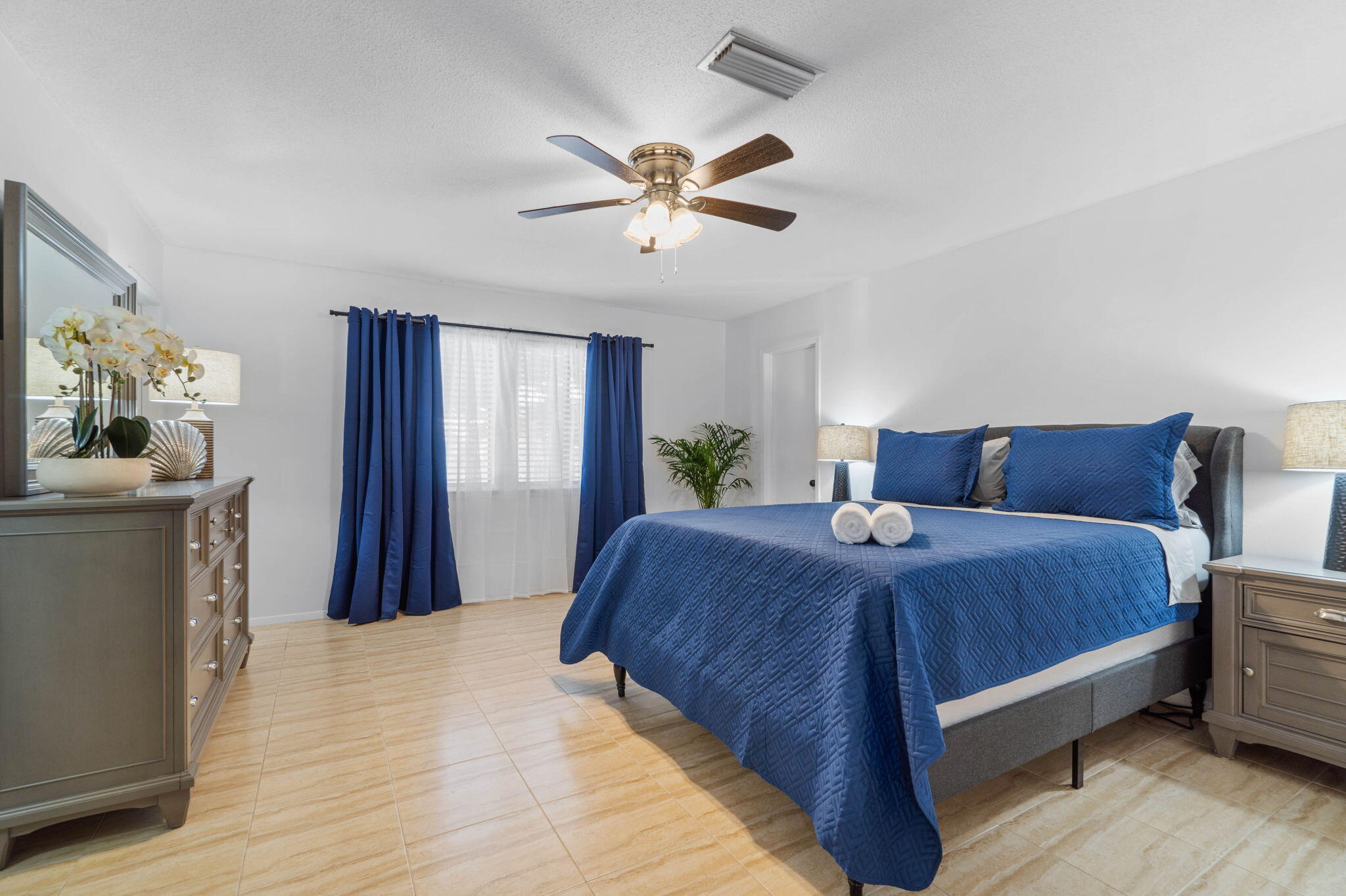 Honey Tree - Residential