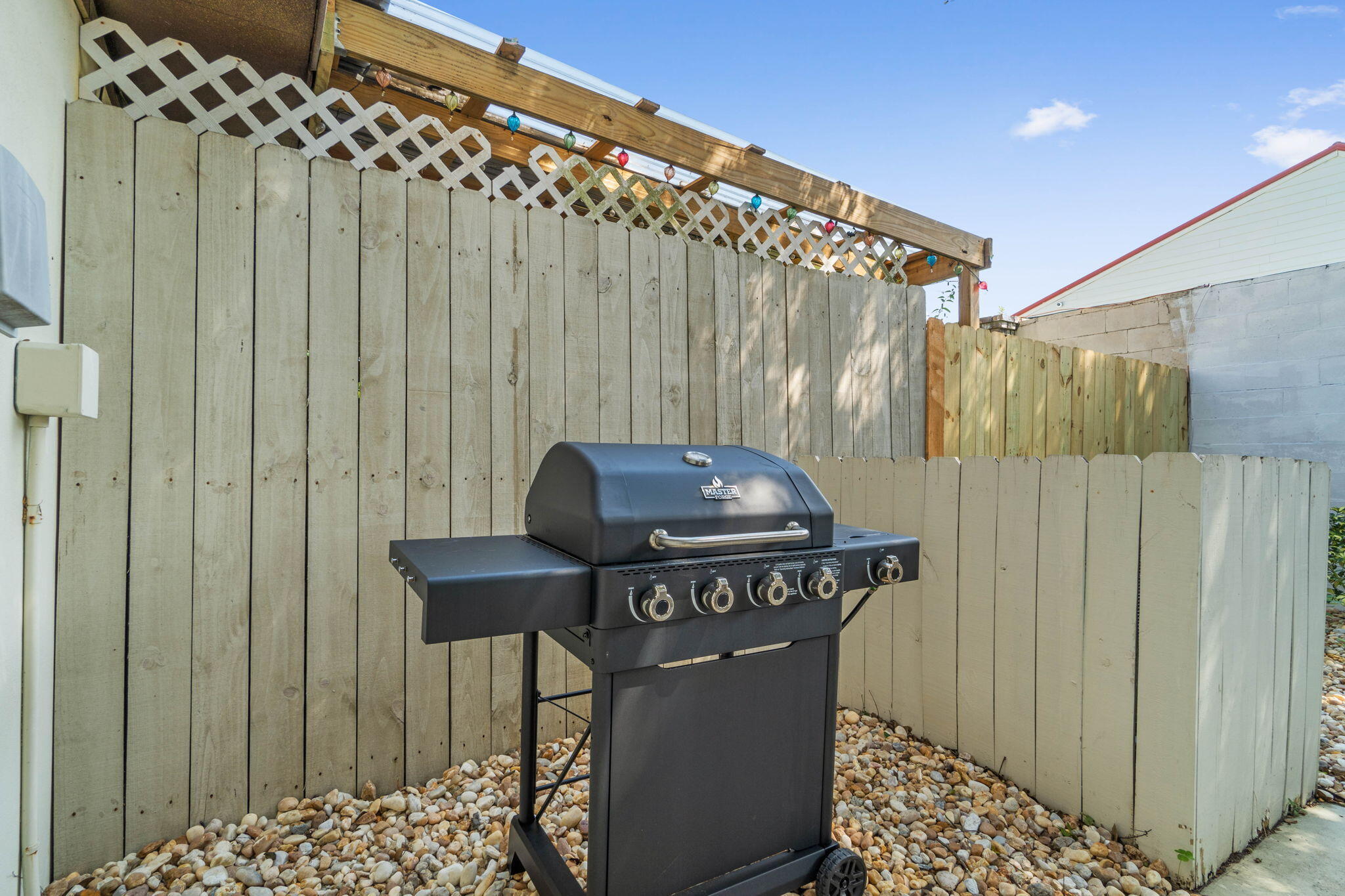 Honey Tree - Residential