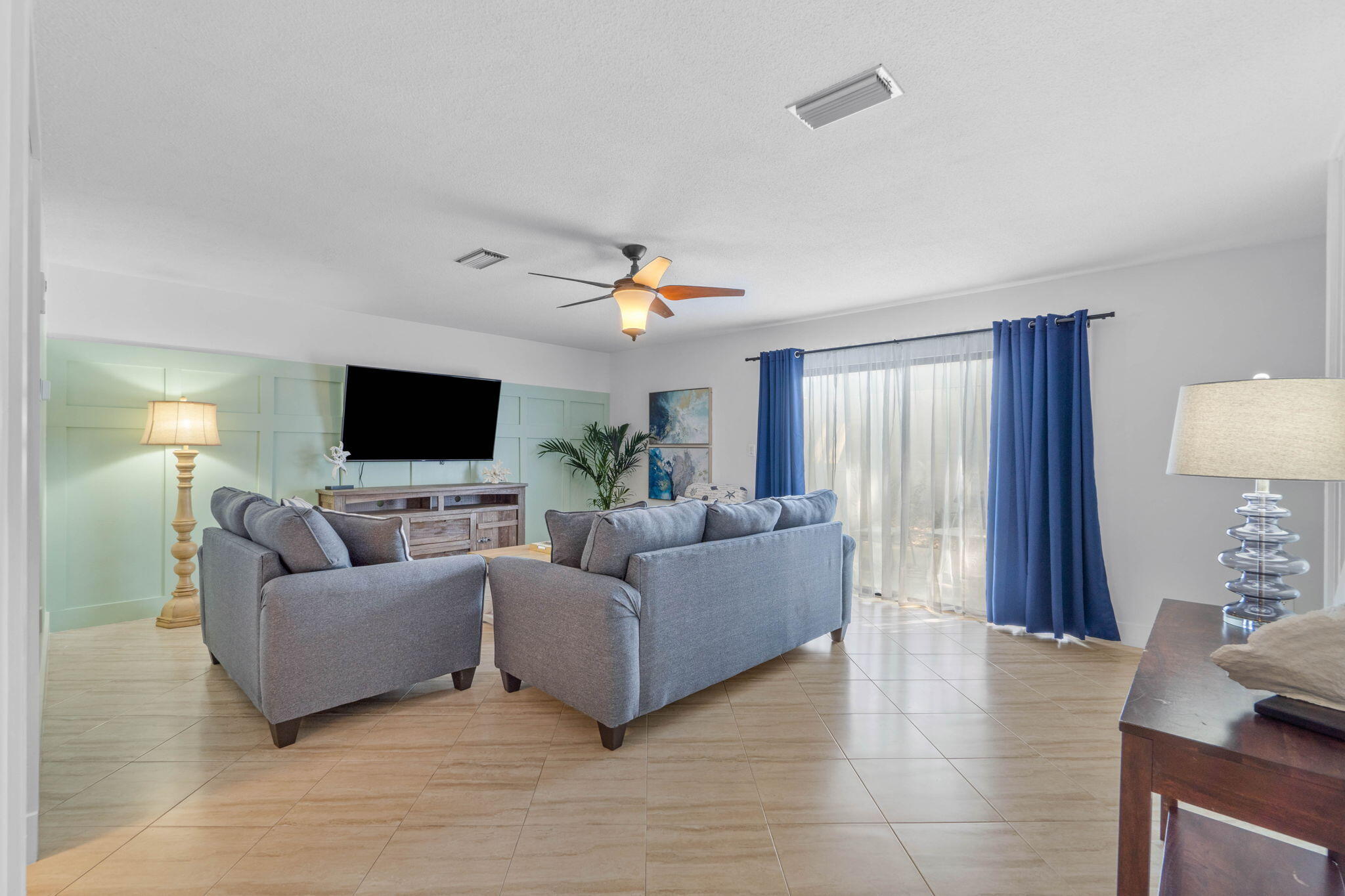 Honey Tree - Residential