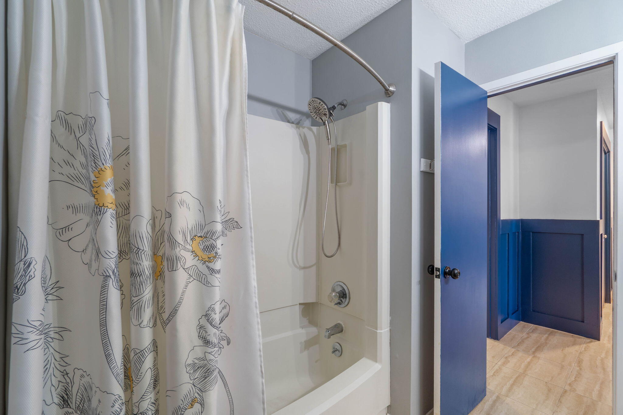 Honey Tree - Residential