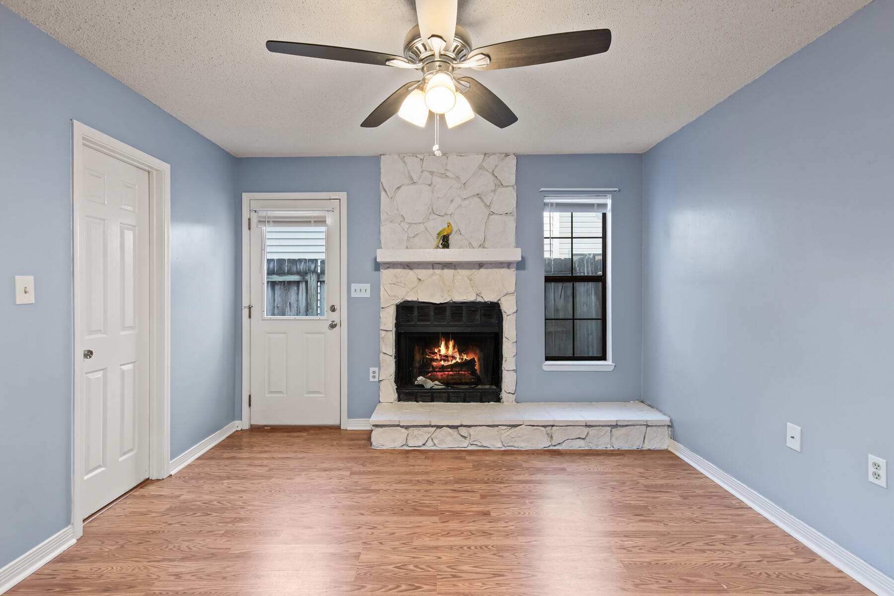 DONLABROOK GARDYNS - Residential