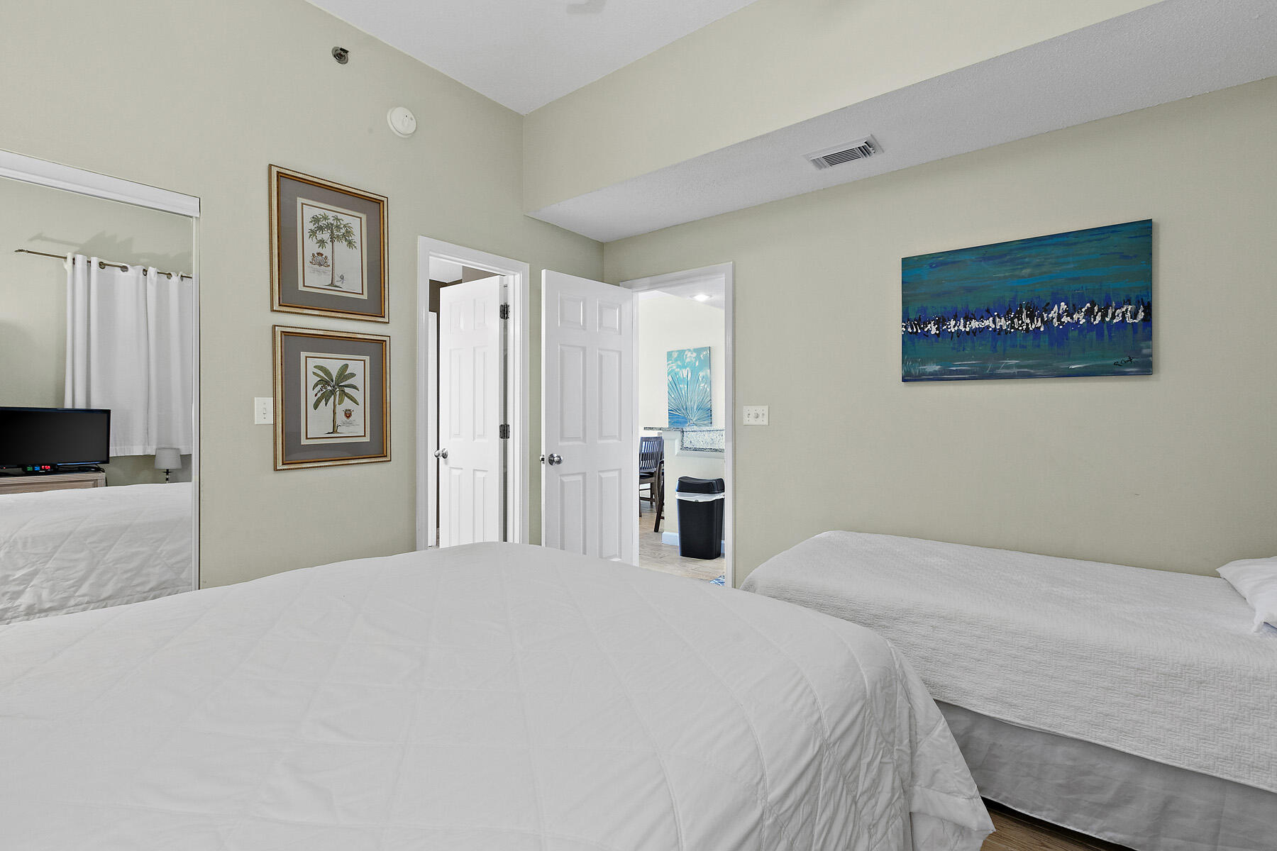 LEEWARD KEY - Residential