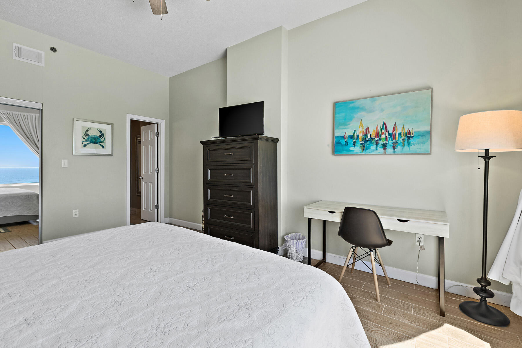 LEEWARD KEY - Residential