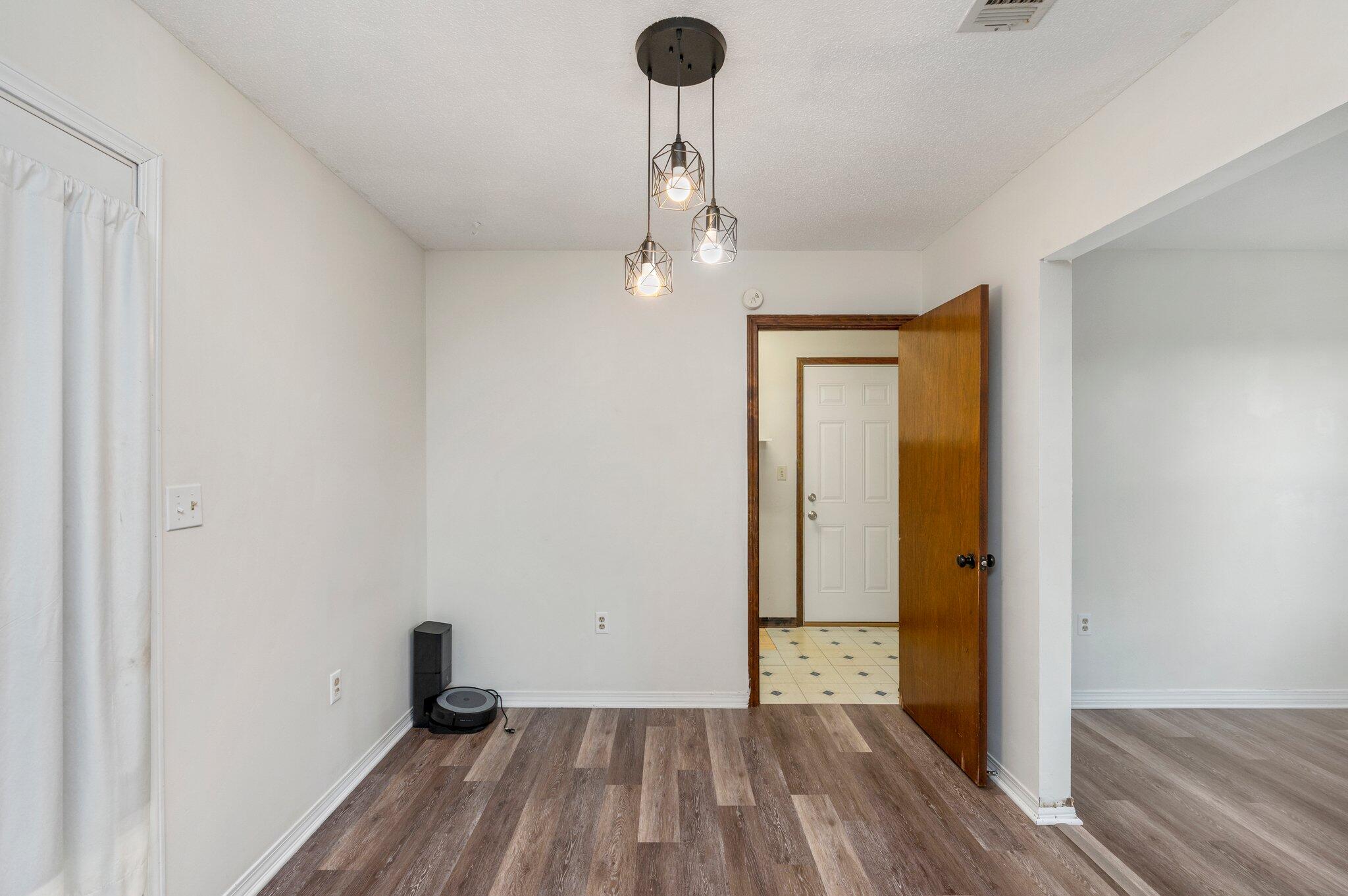 BAKER LAND CO ADDN TO BAKER - Residential Lease