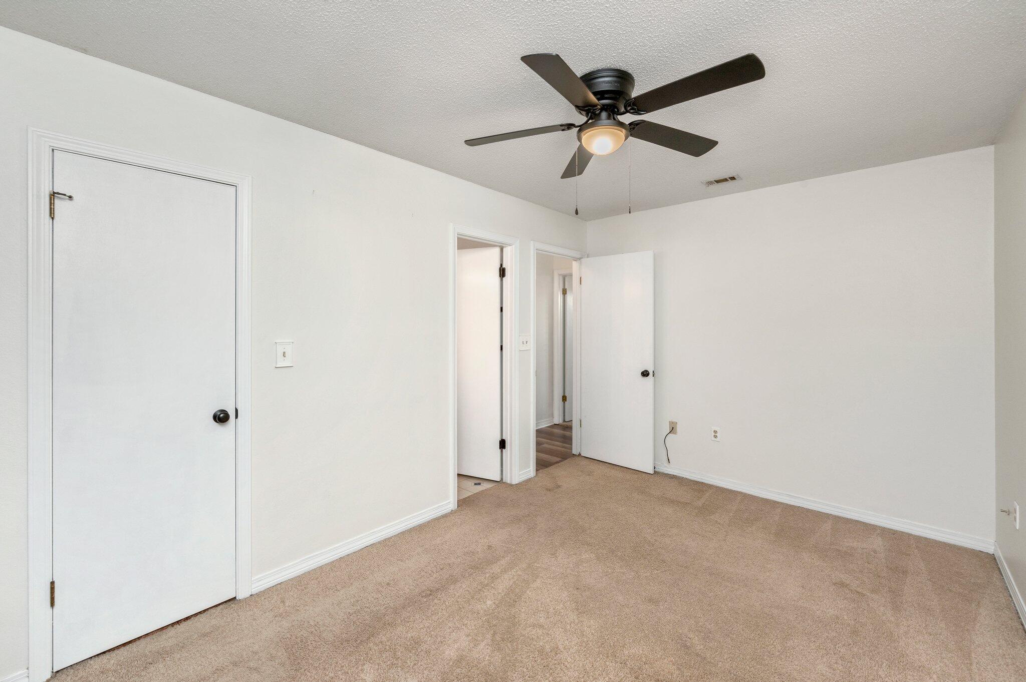 BAKER LAND CO ADDN TO BAKER - Residential Lease