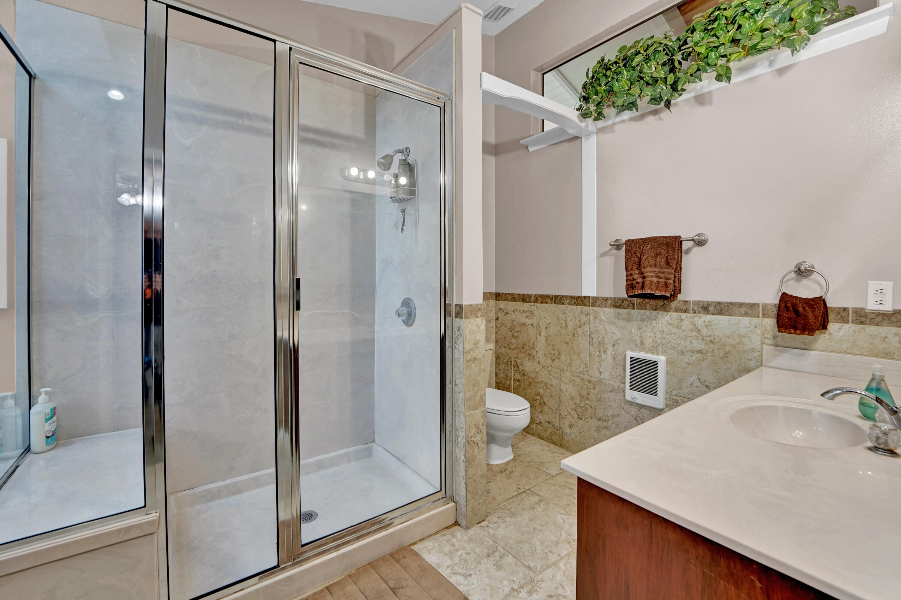 PINEWOOD ESTATES - Residential