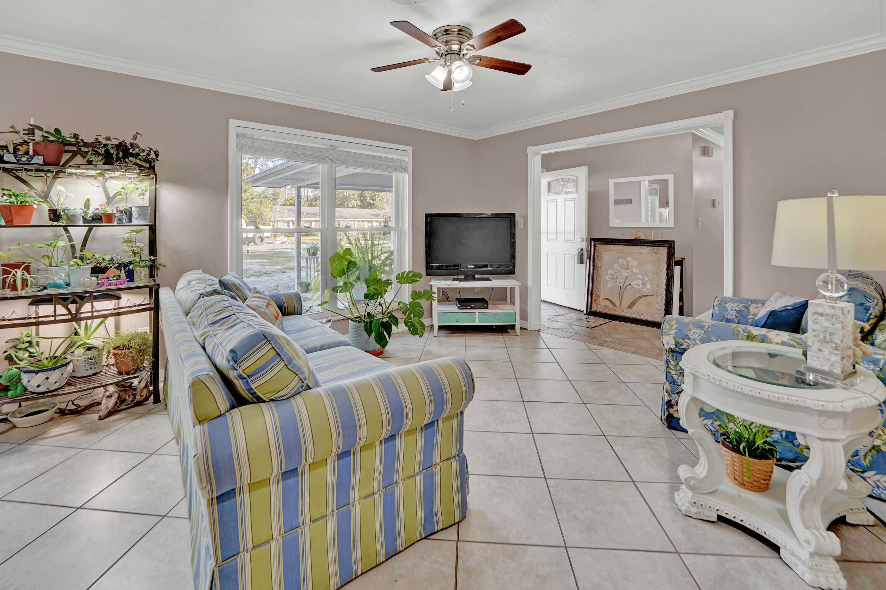 PINEWOOD ESTATES - Residential