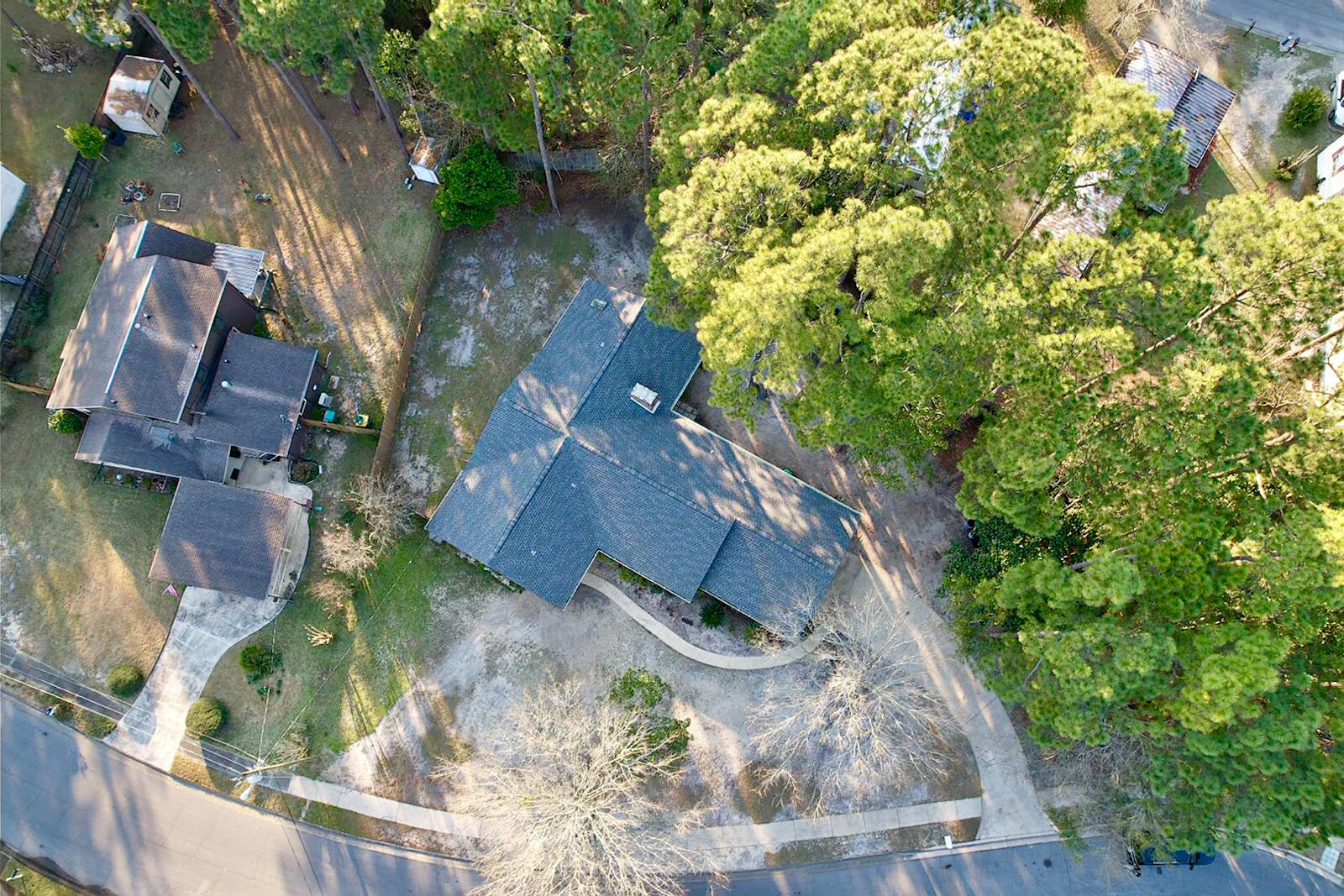 PINEWOOD ESTATES - Residential