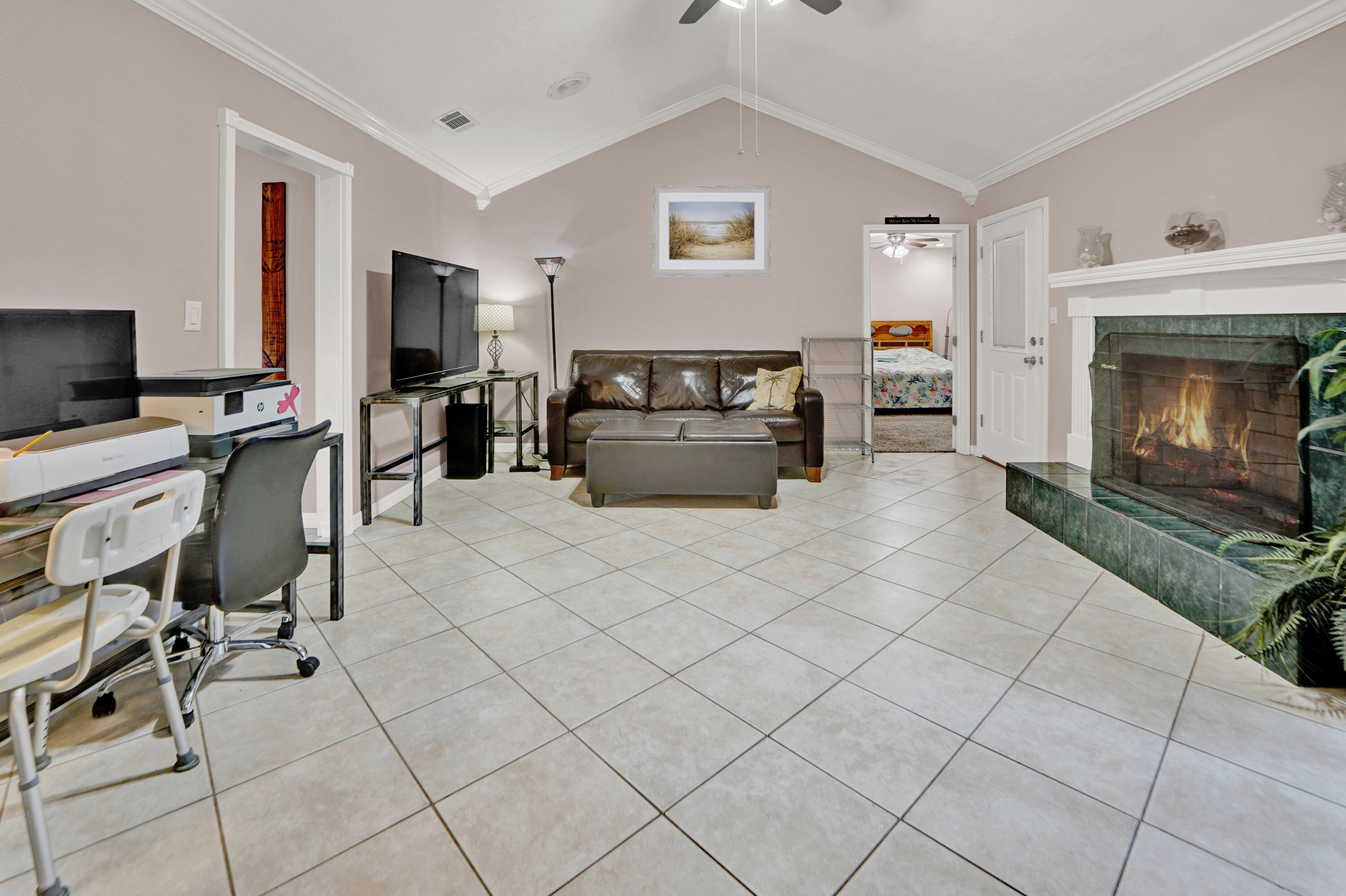 PINEWOOD ESTATES - Residential