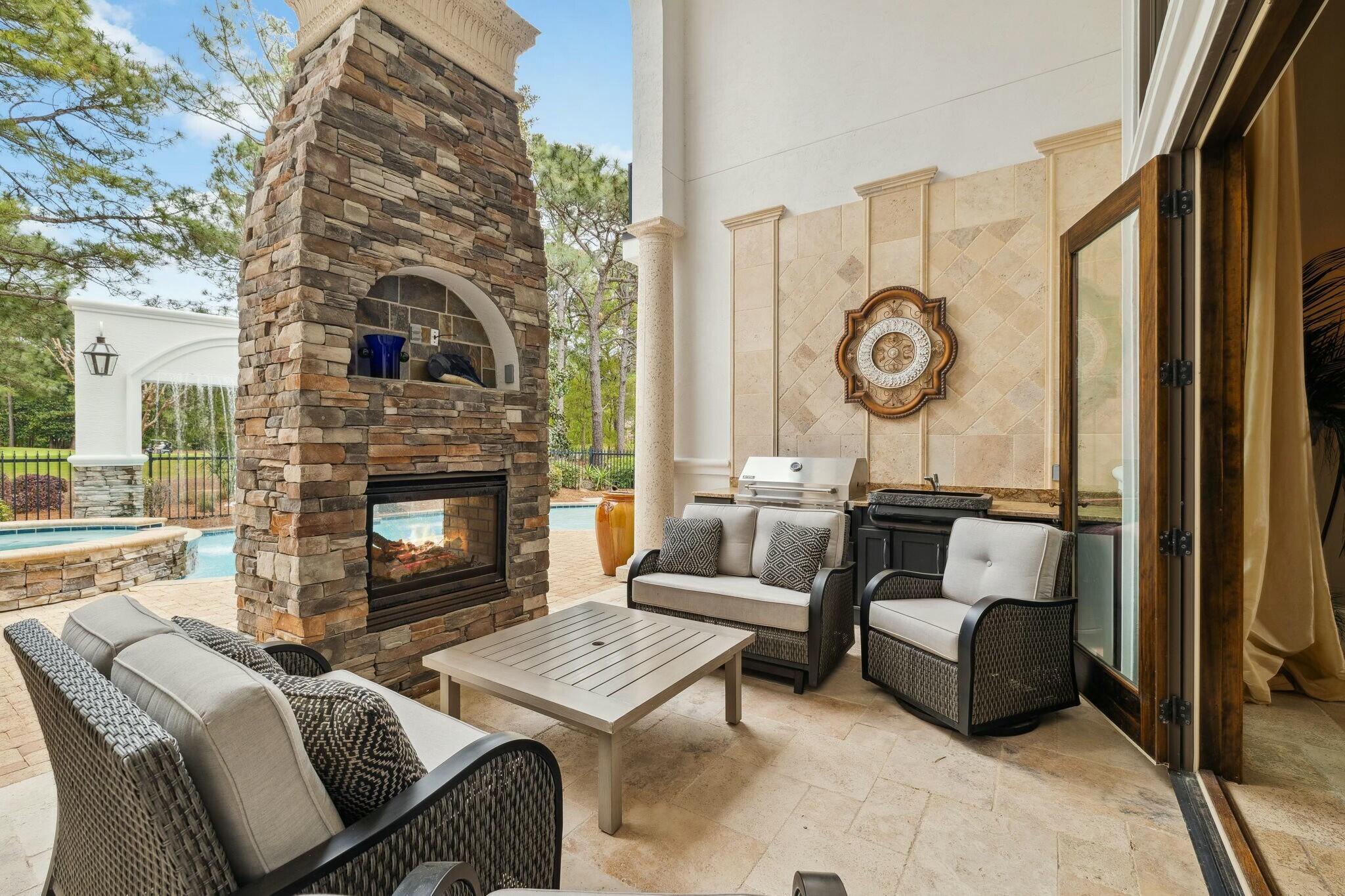BURNT PINE - Residential