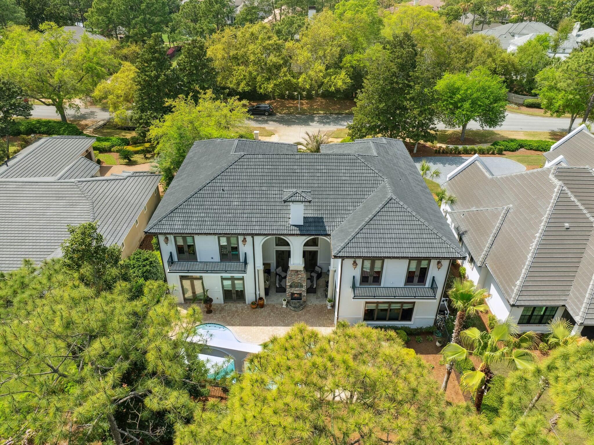 BURNT PINE - Residential