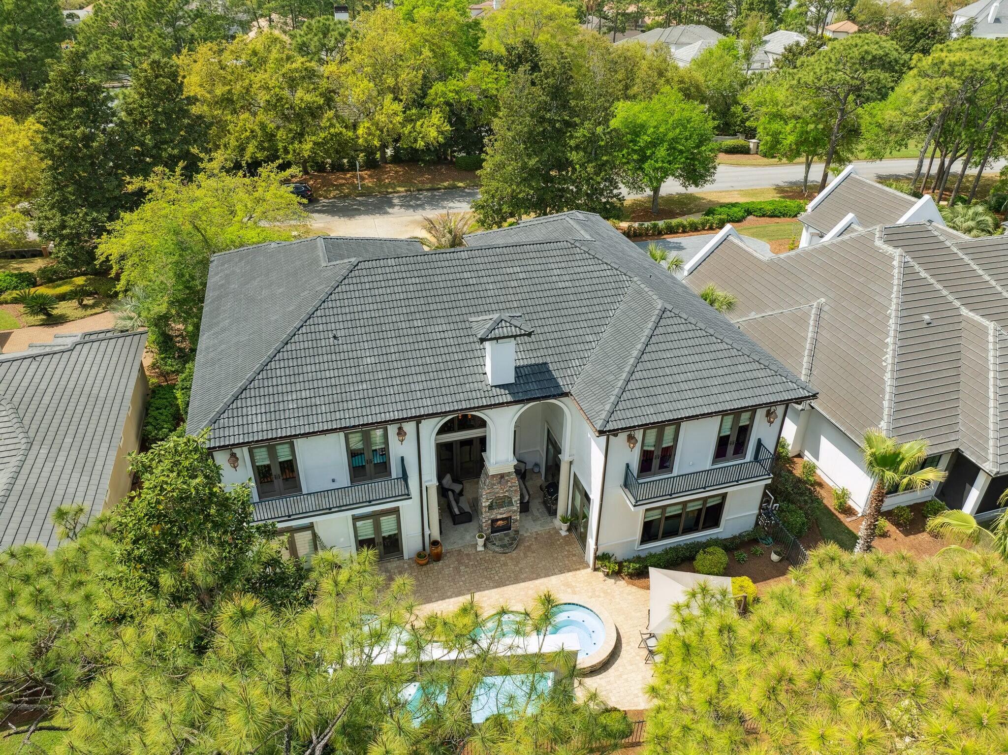 BURNT PINE - Residential