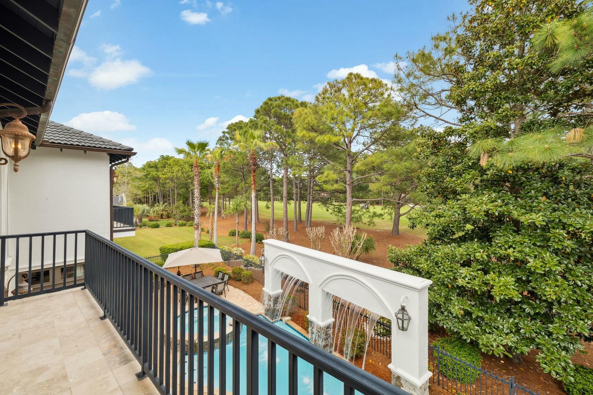 BURNT PINE - Residential