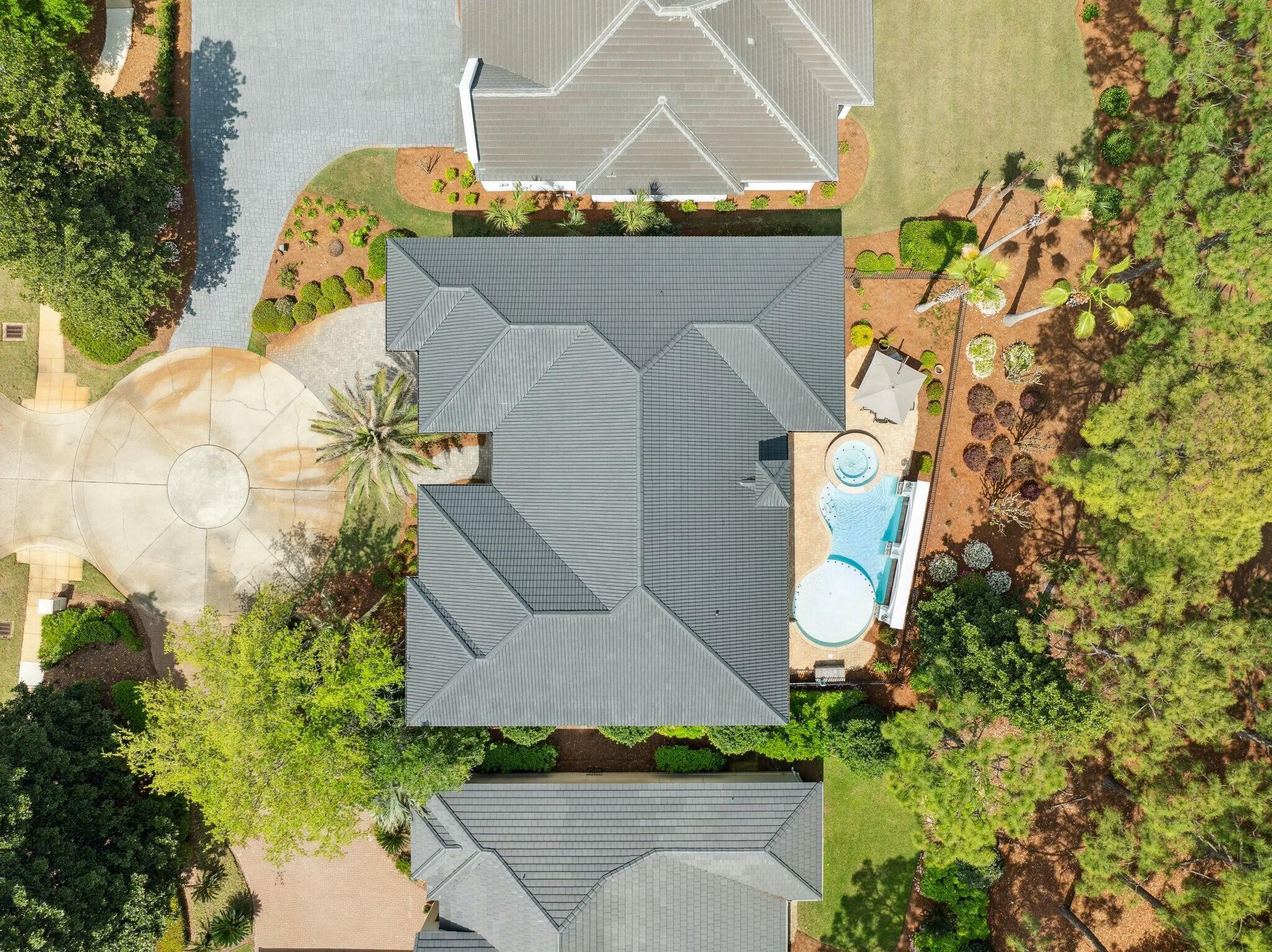 BURNT PINE - Residential