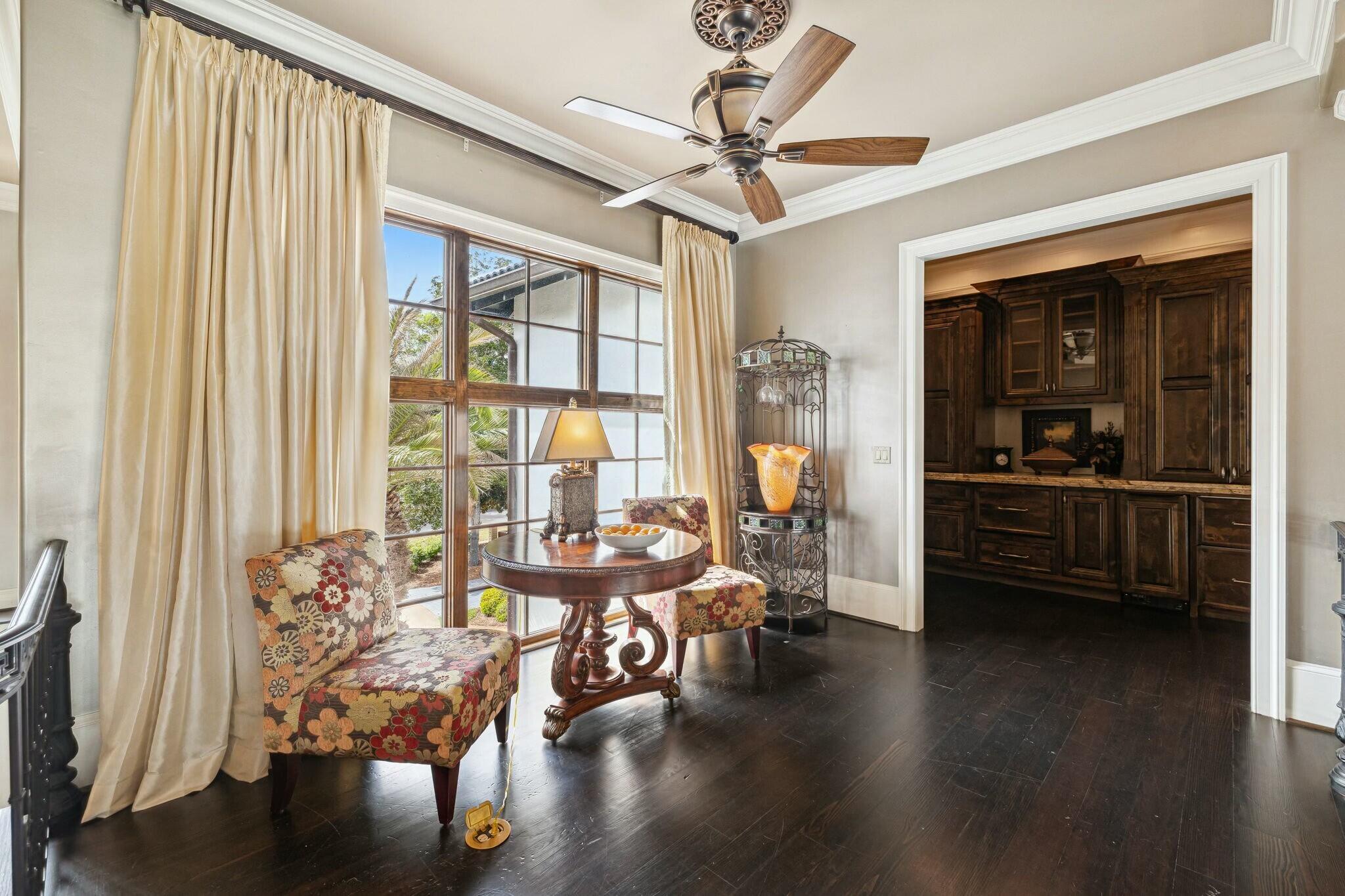 BURNT PINE - Residential