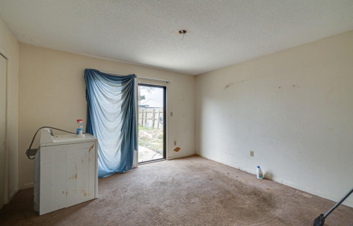 SKEETER RE/SUB LOT 10 - Residential