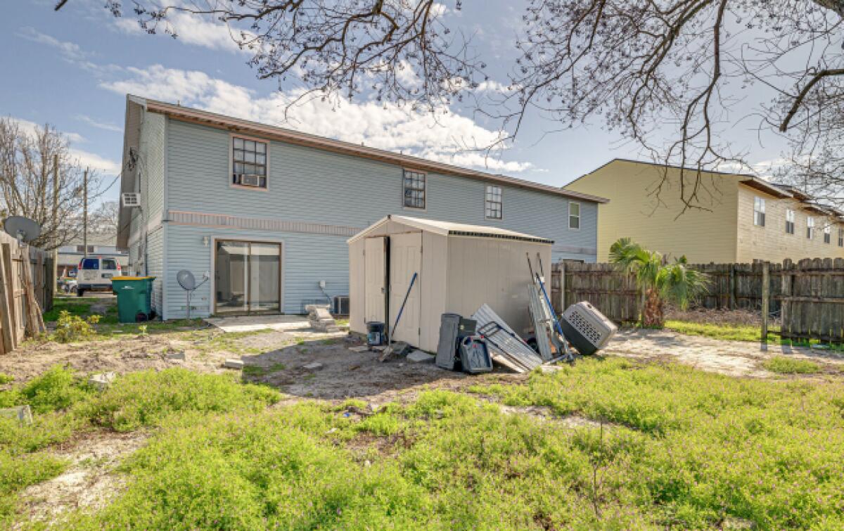 SKEETER RE/SUB LOT 10 - Residential