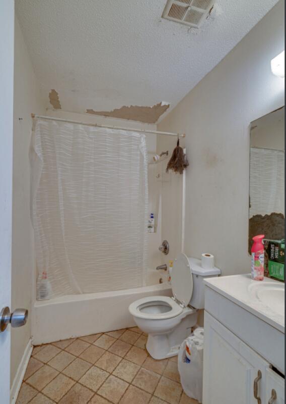 SKEETER RE/SUB LOT 10 - Residential