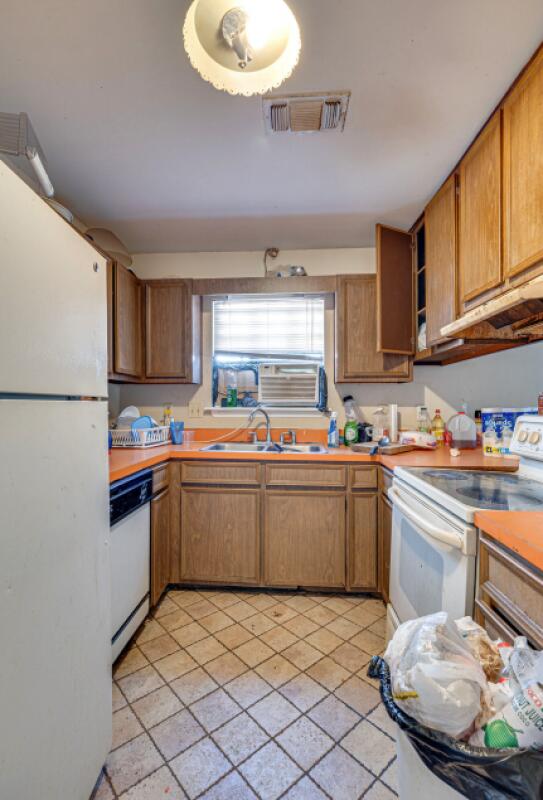 SKEETER RE/SUB LOT 10 - Residential