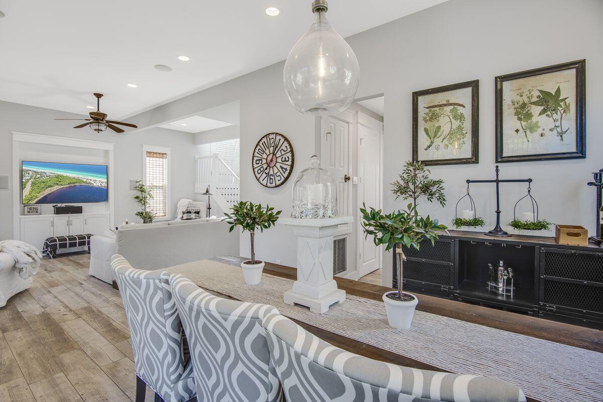 HOLIDAY SHORES ESTATES - Residential