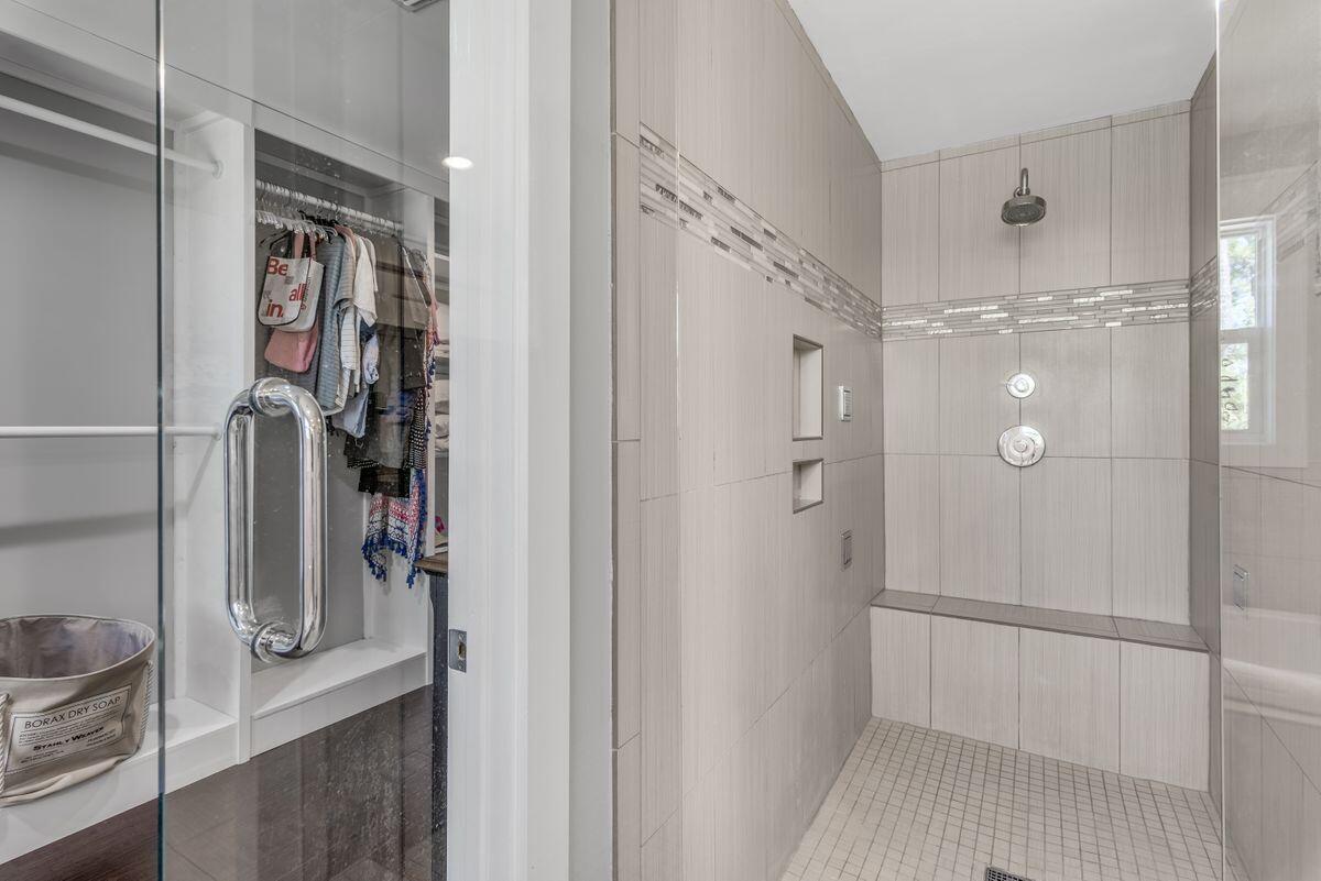 HOLIDAY SHORES ESTATES - Residential