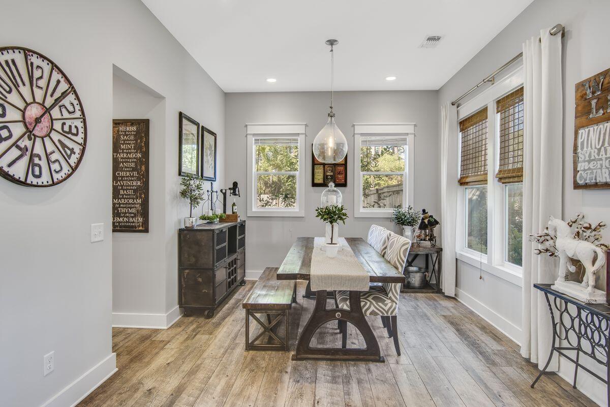 HOLIDAY SHORES ESTATES - Residential