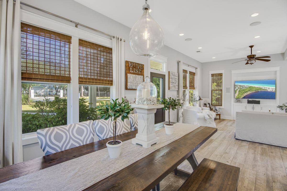 HOLIDAY SHORES ESTATES - Residential