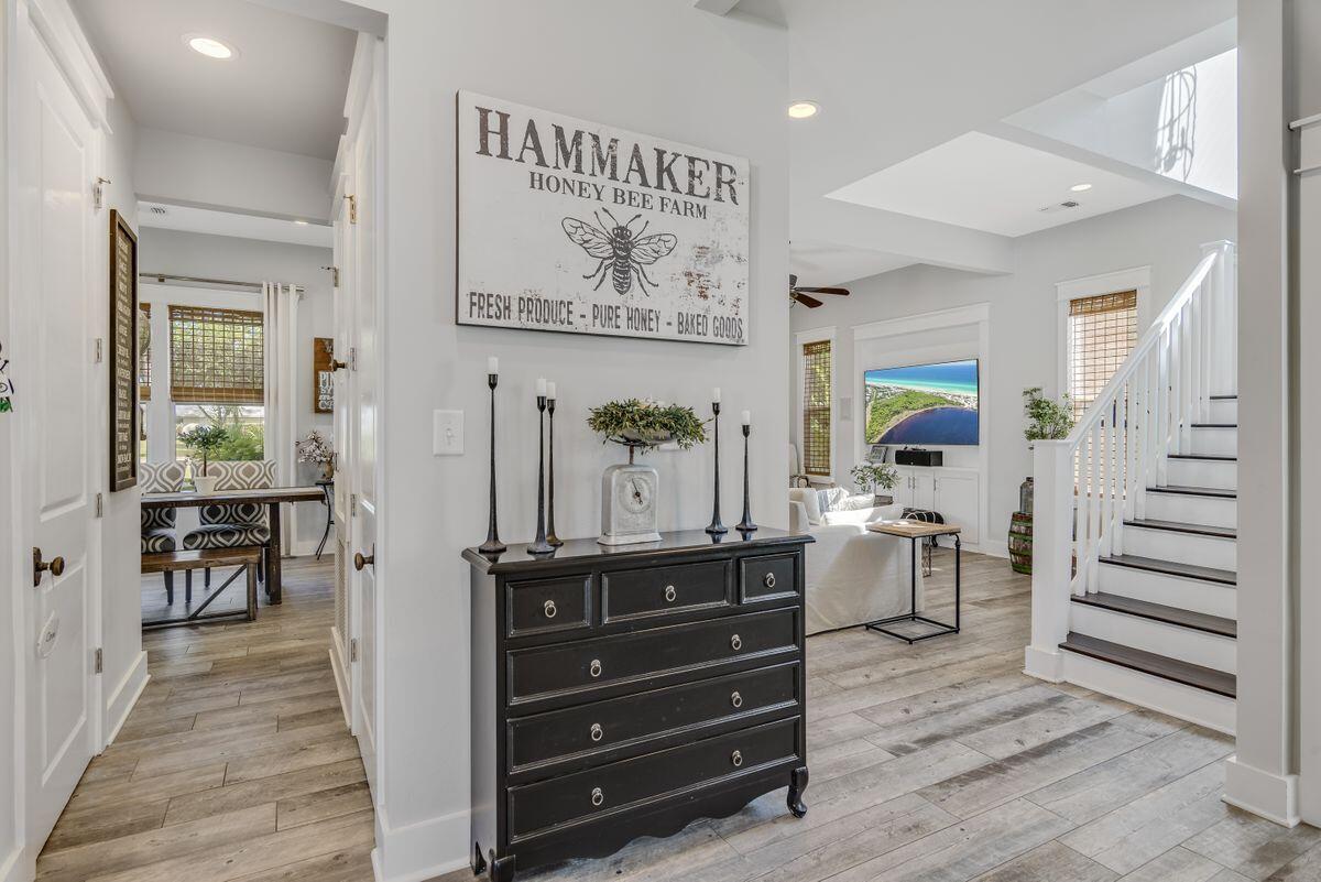 HOLIDAY SHORES ESTATES - Residential