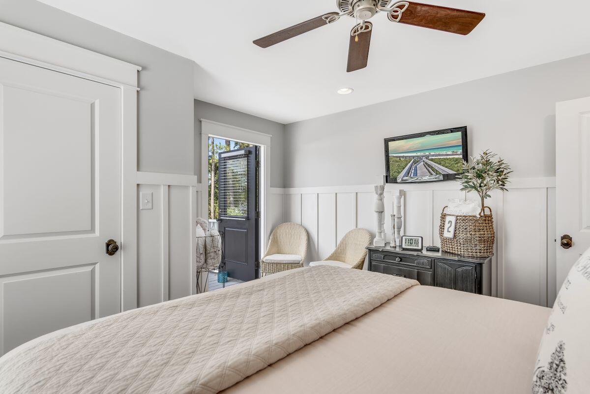 HOLIDAY SHORES ESTATES - Residential