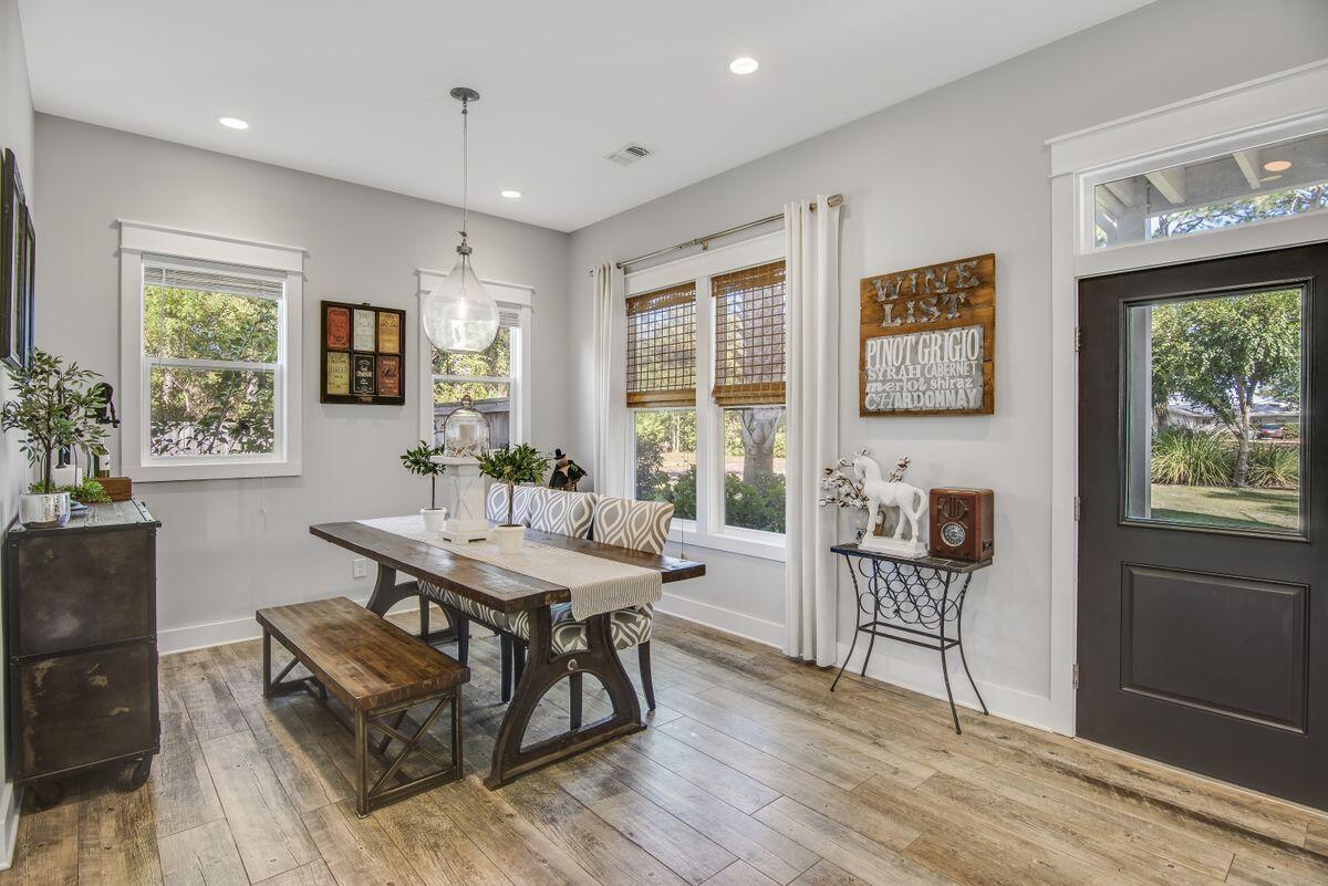 HOLIDAY SHORES ESTATES - Residential